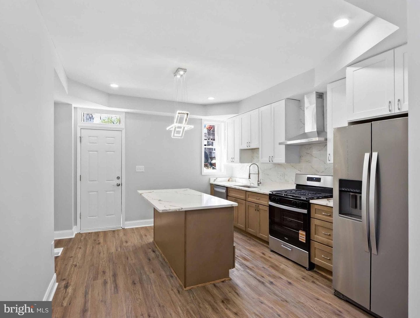 819 Belgian Avenue photo 5