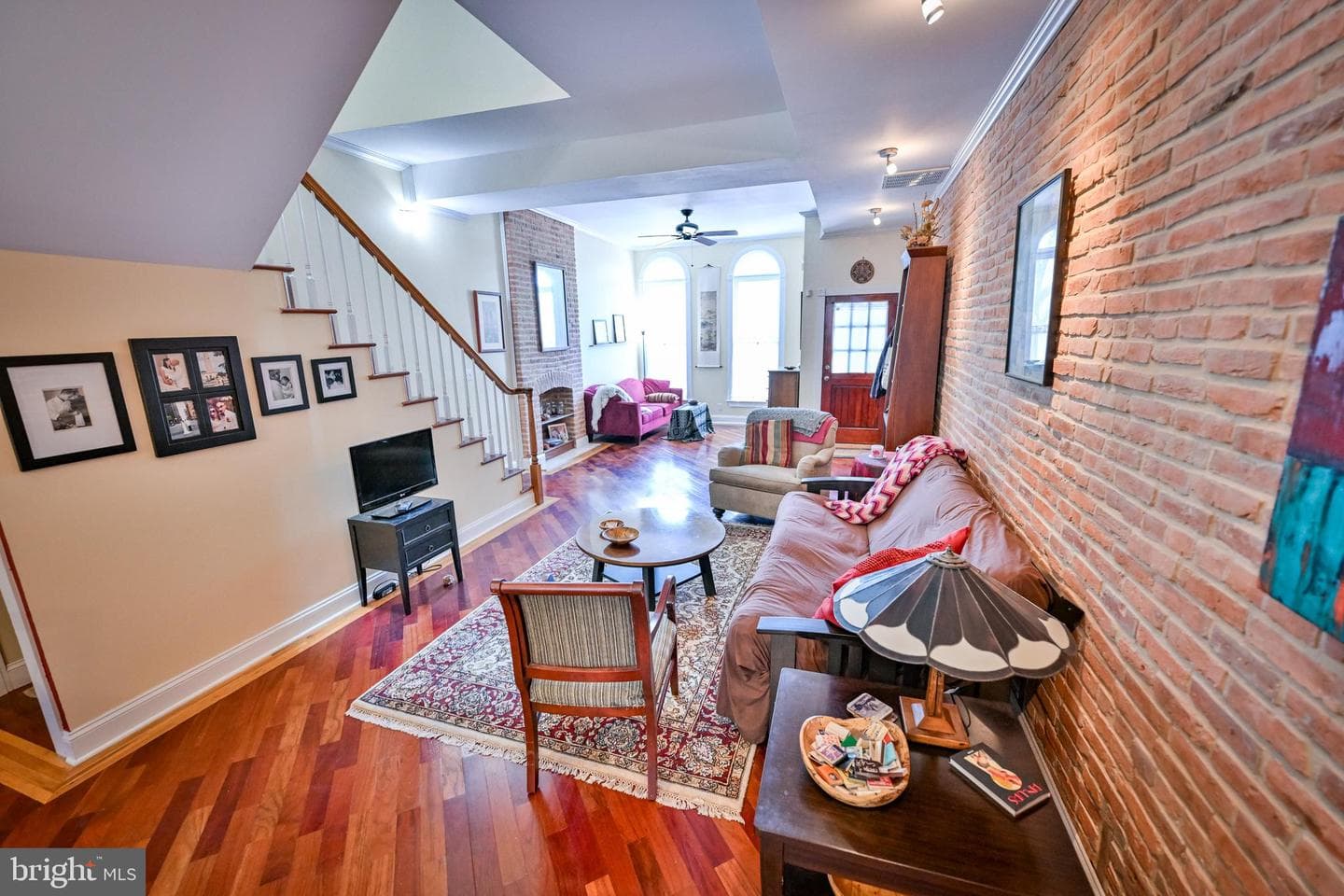 240 Wilson Street photo 14