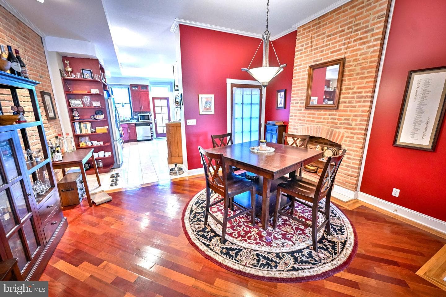 240 Wilson Street photo 15