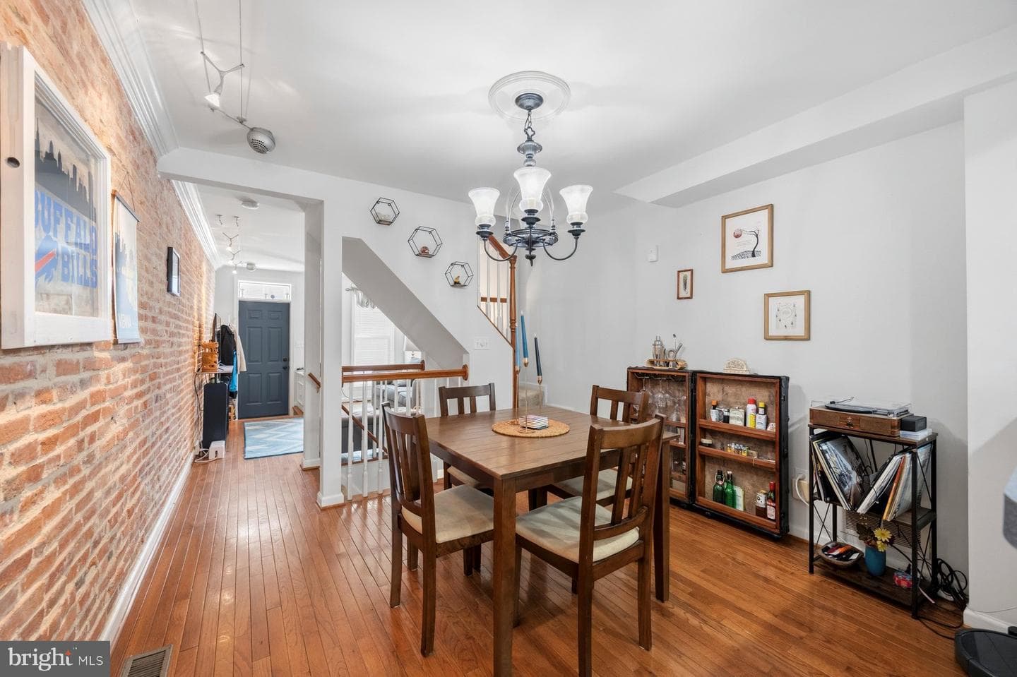 420 E Clement Street photo 10