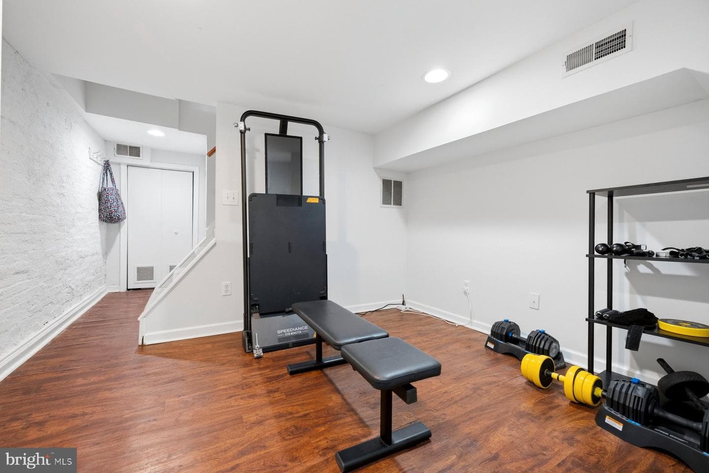 420 E Clement Street photo 23