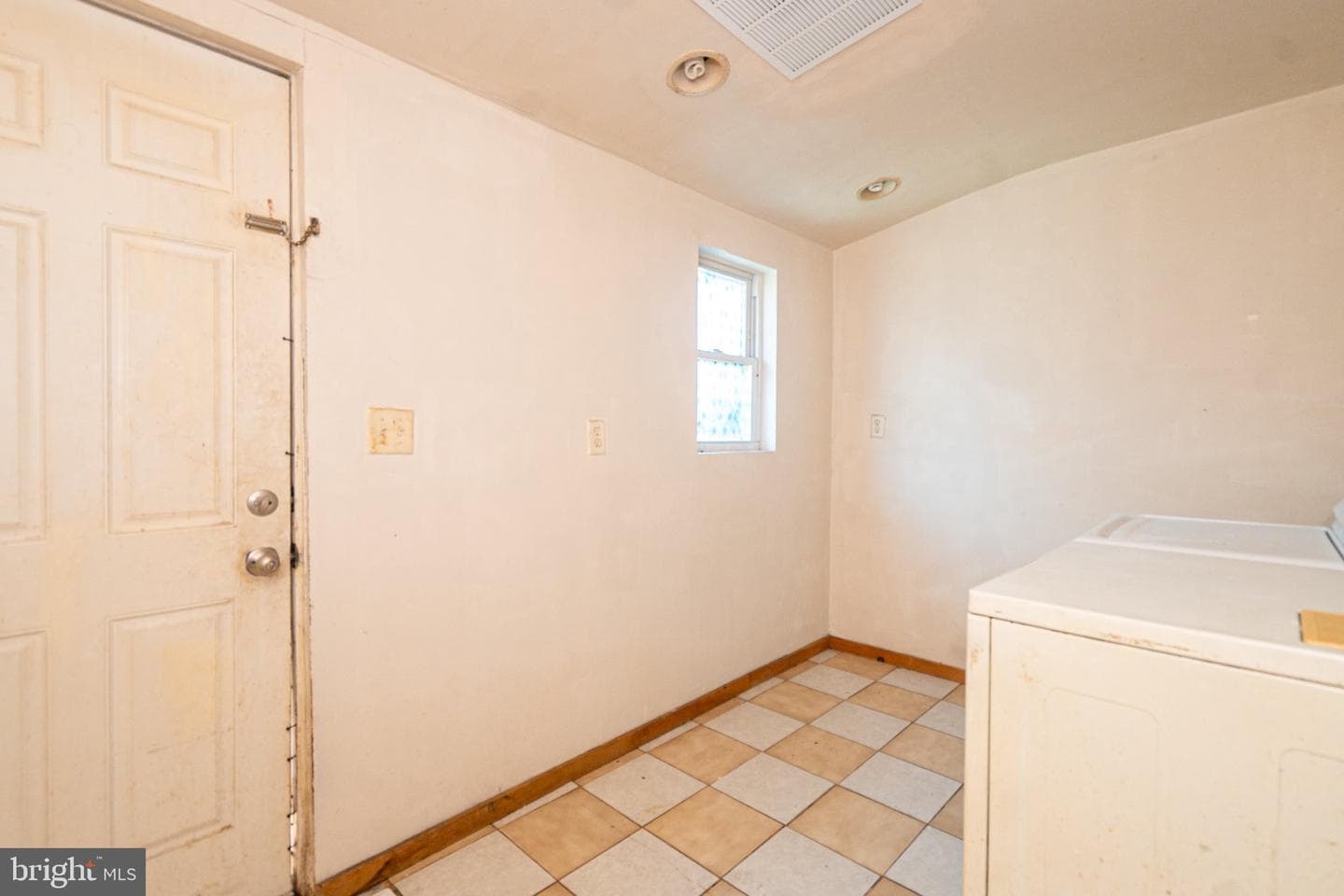 423 Furrow photo 8