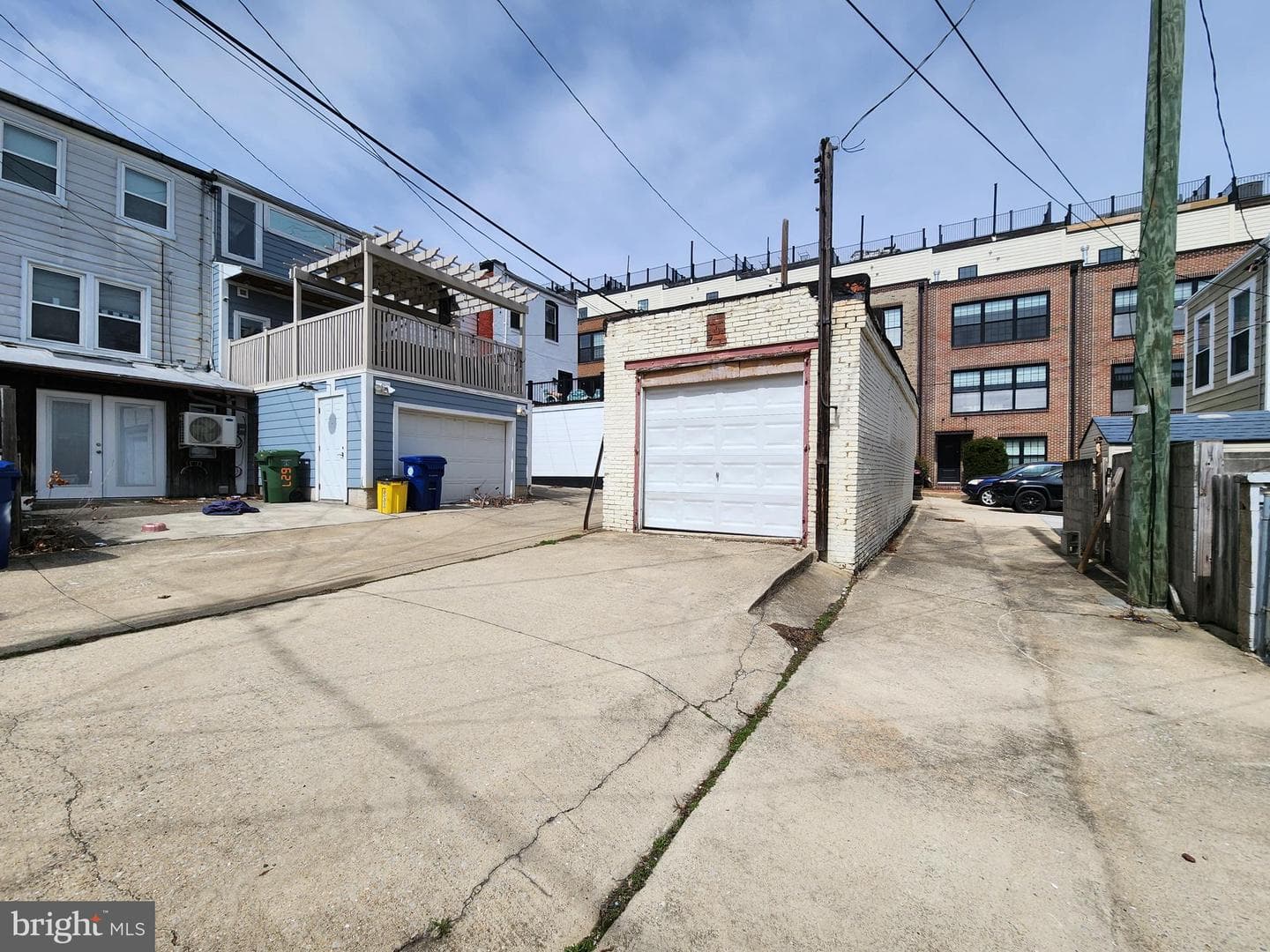 Garage on CONKLING STREET, HIGHLANDTOWN