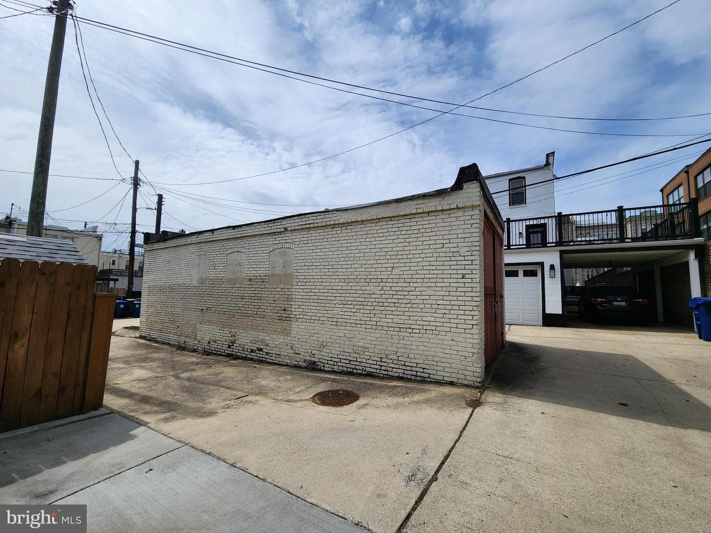 Garage on CONKLING STREET photo 5