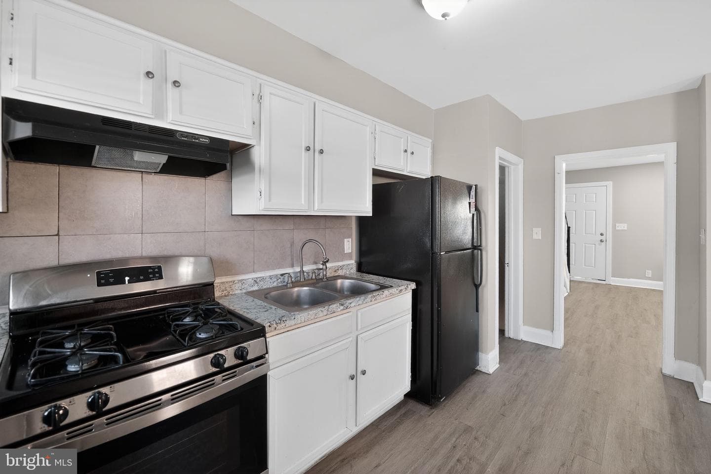 821 Mount Holly Street photo 7