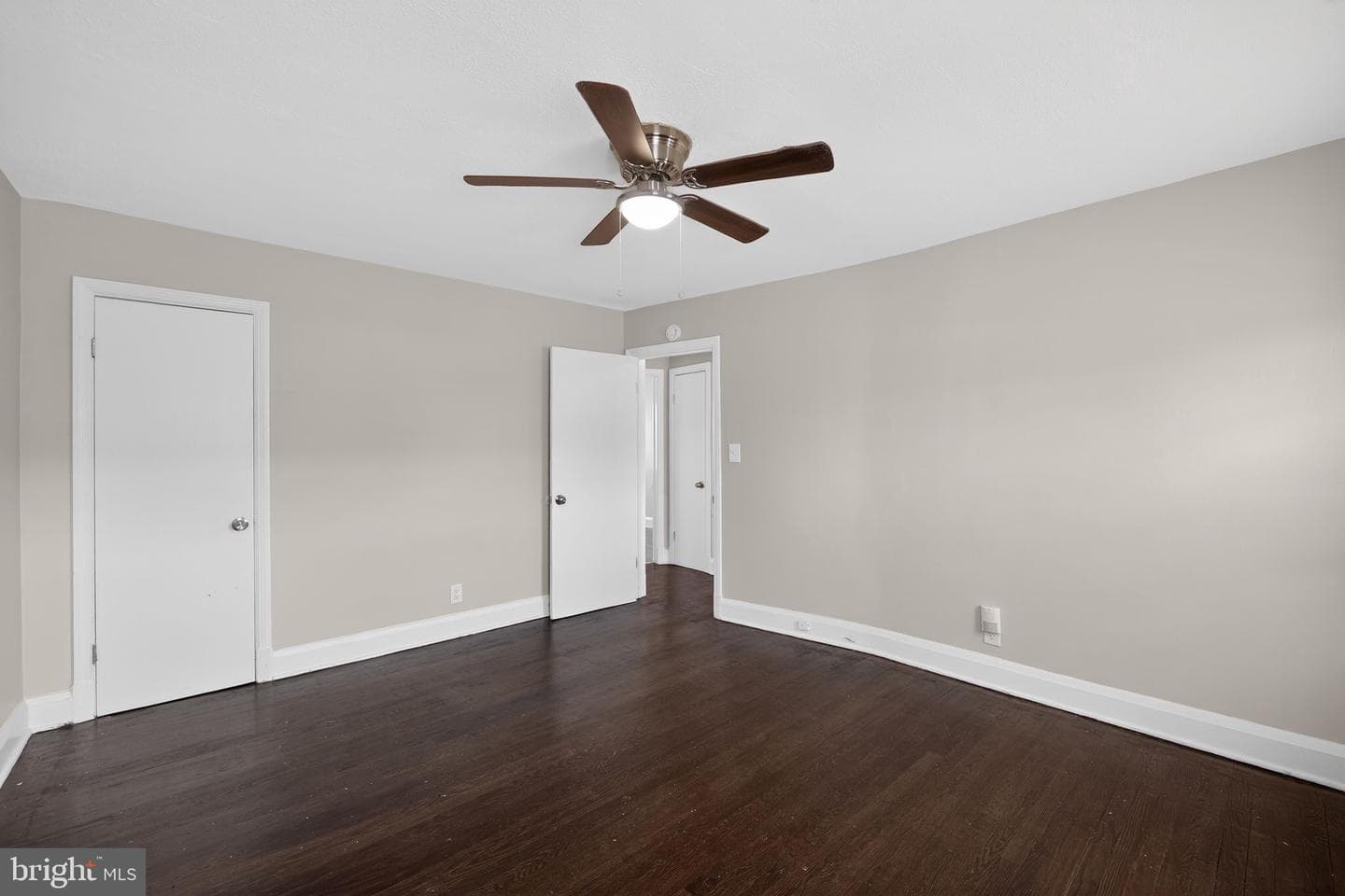 821 Mount Holly Street photo 9