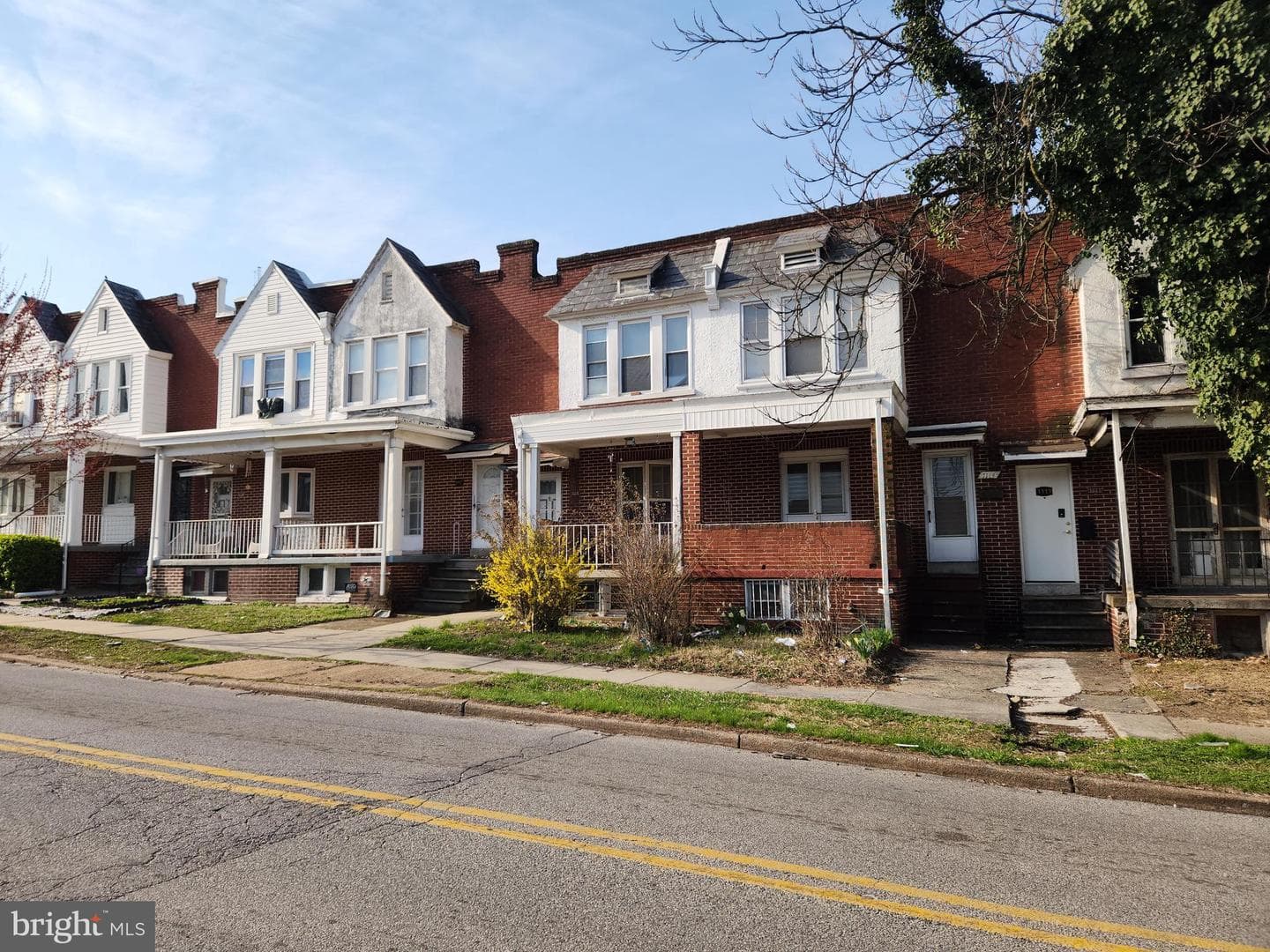 1115 Bonaparte Avenue photo 4