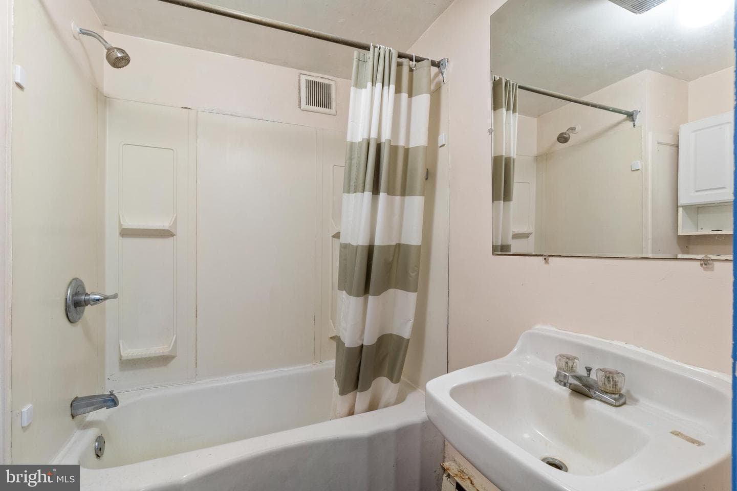 3173 Keswick Road photo 12