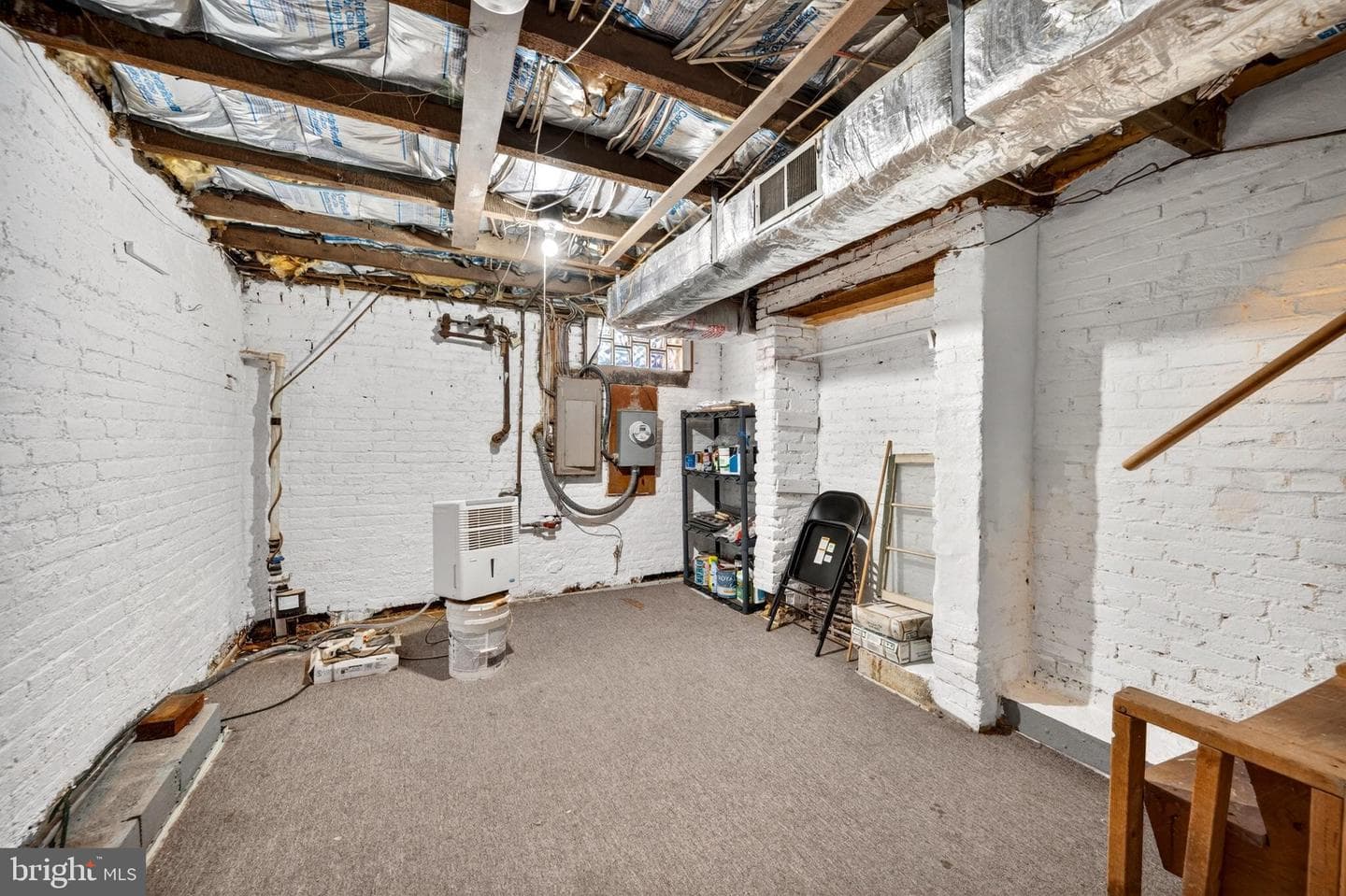 11 E Wheeling Street photo 32