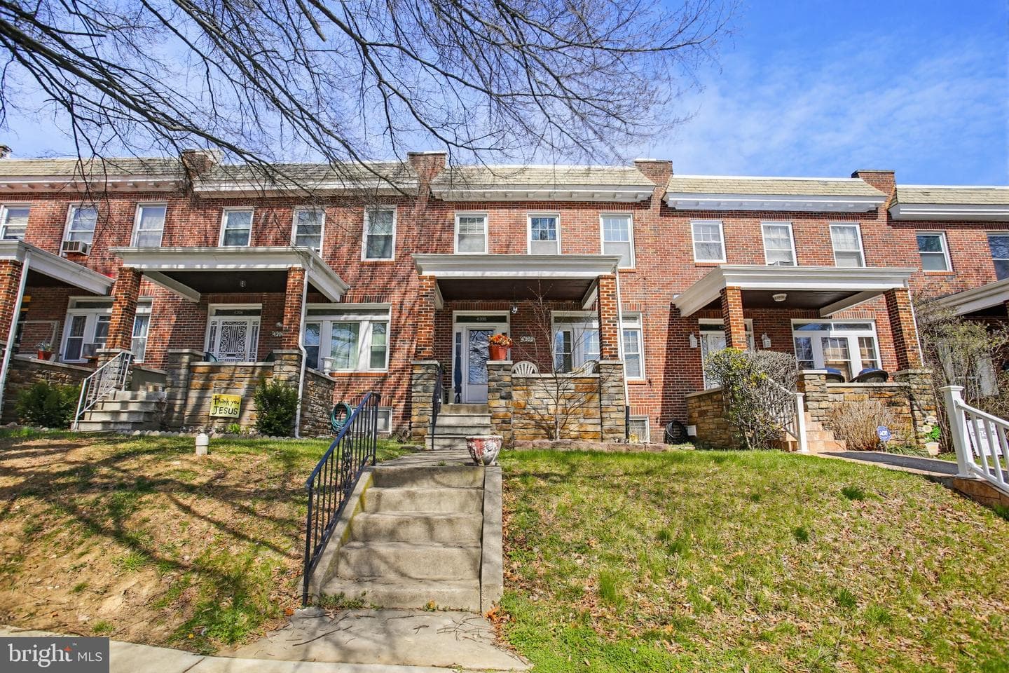 4308 Parkside Drive photo 2