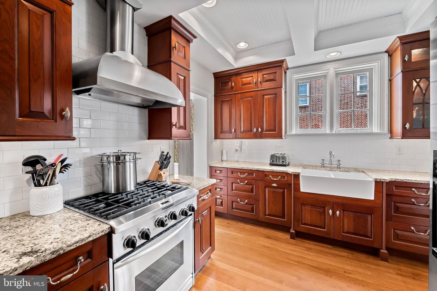 328 Tunbridge Road photo 10