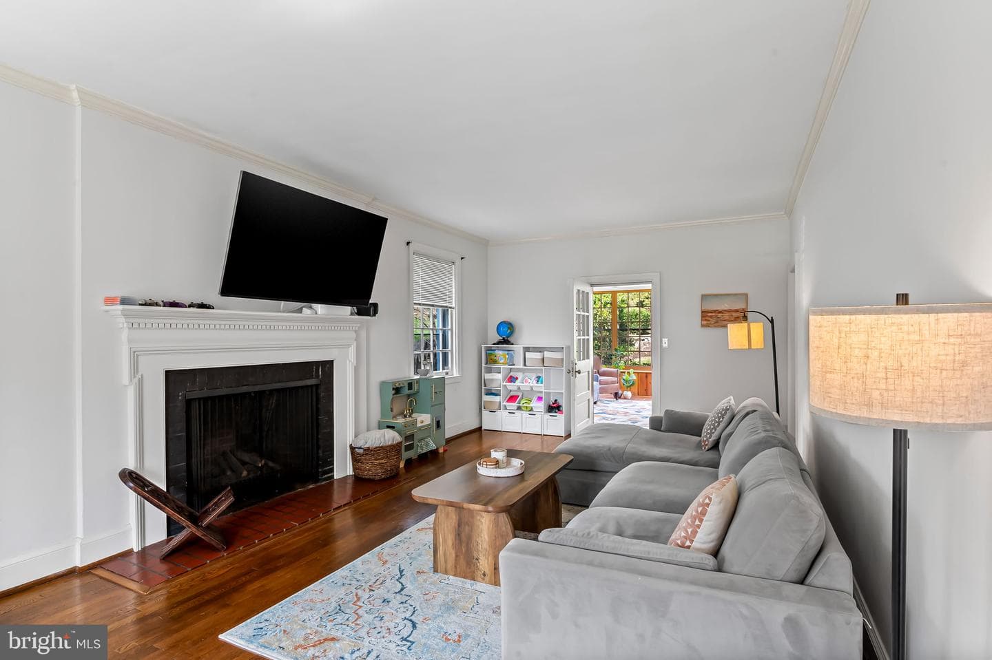 328 Tunbridge Road photo 17