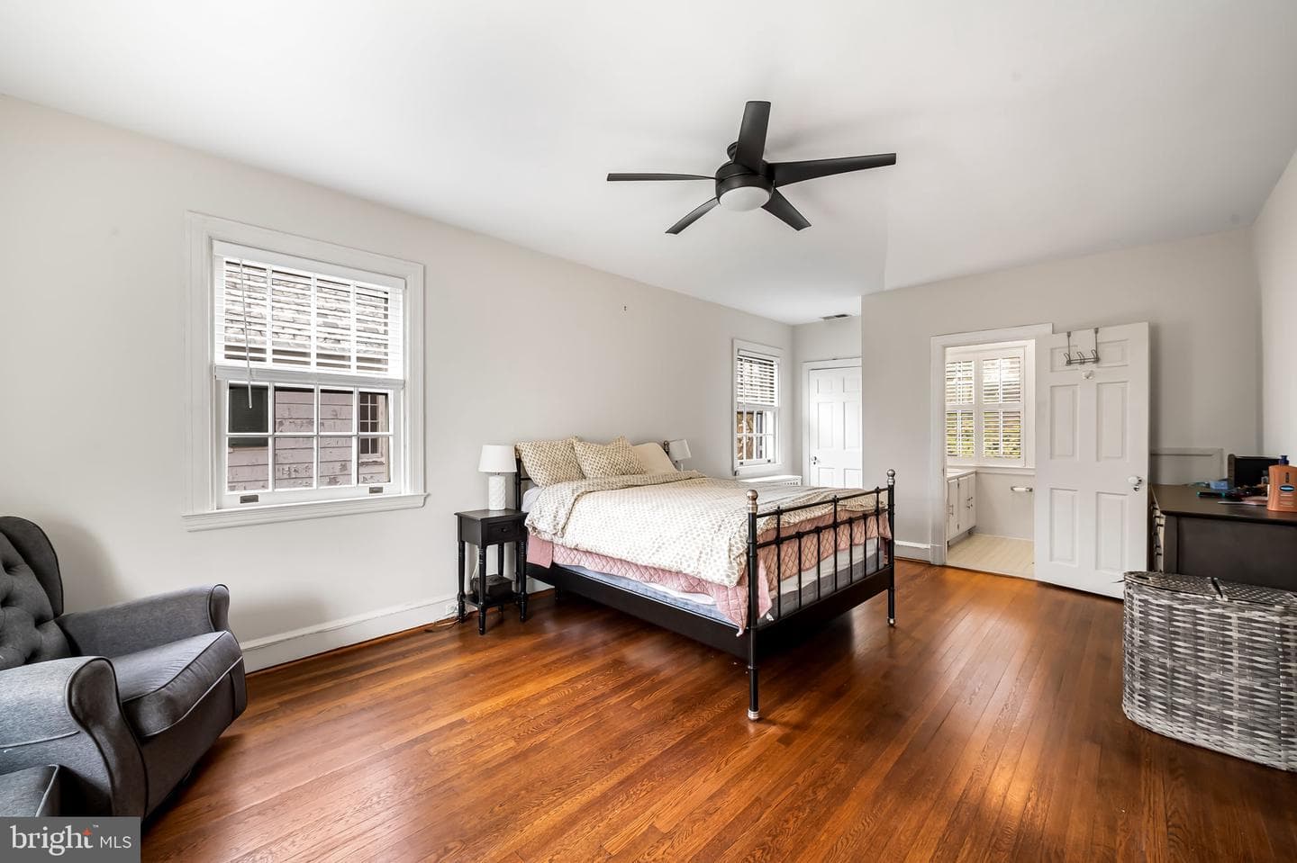 328 Tunbridge Road photo 31