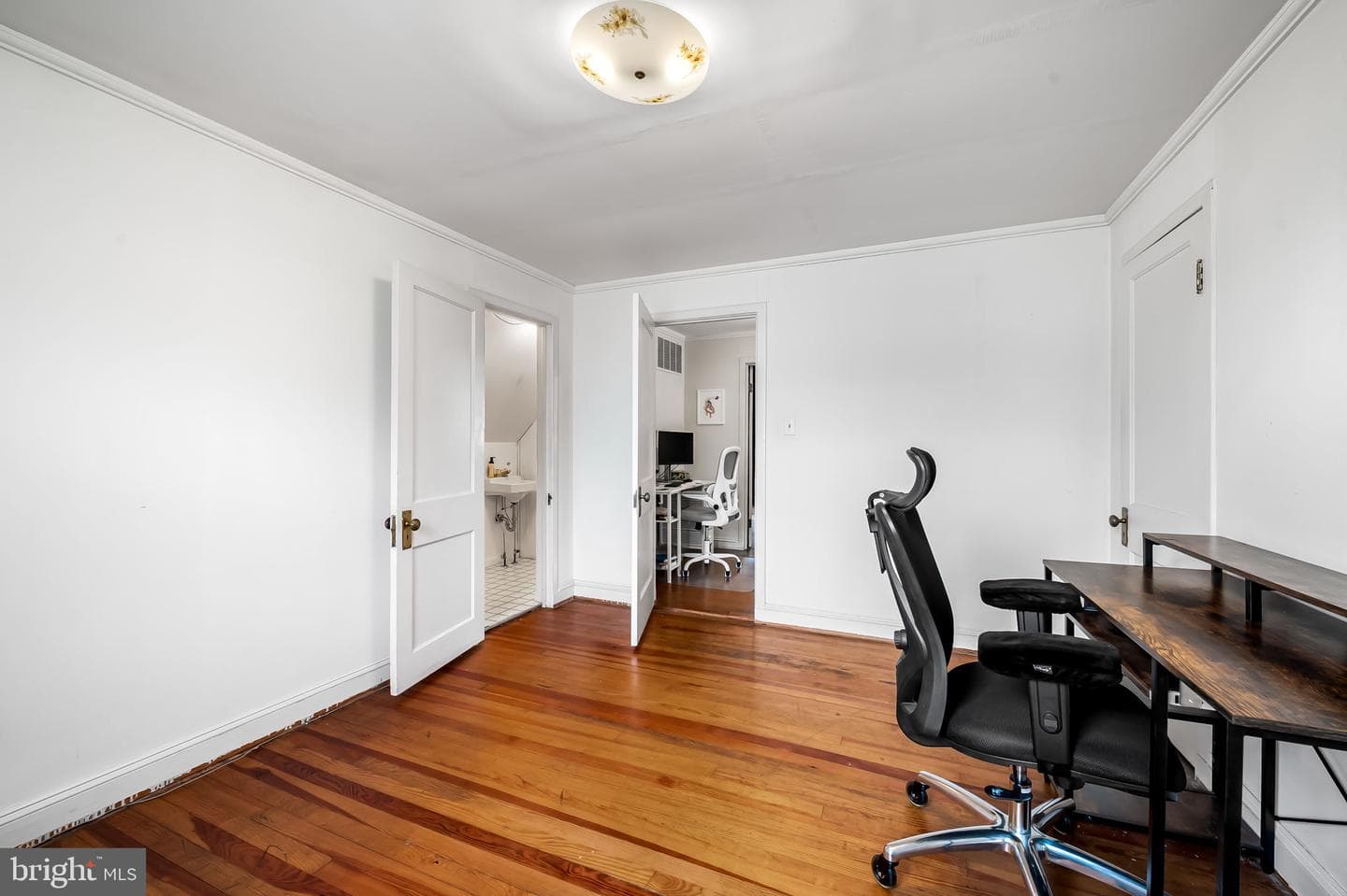 328 Tunbridge Road photo 35