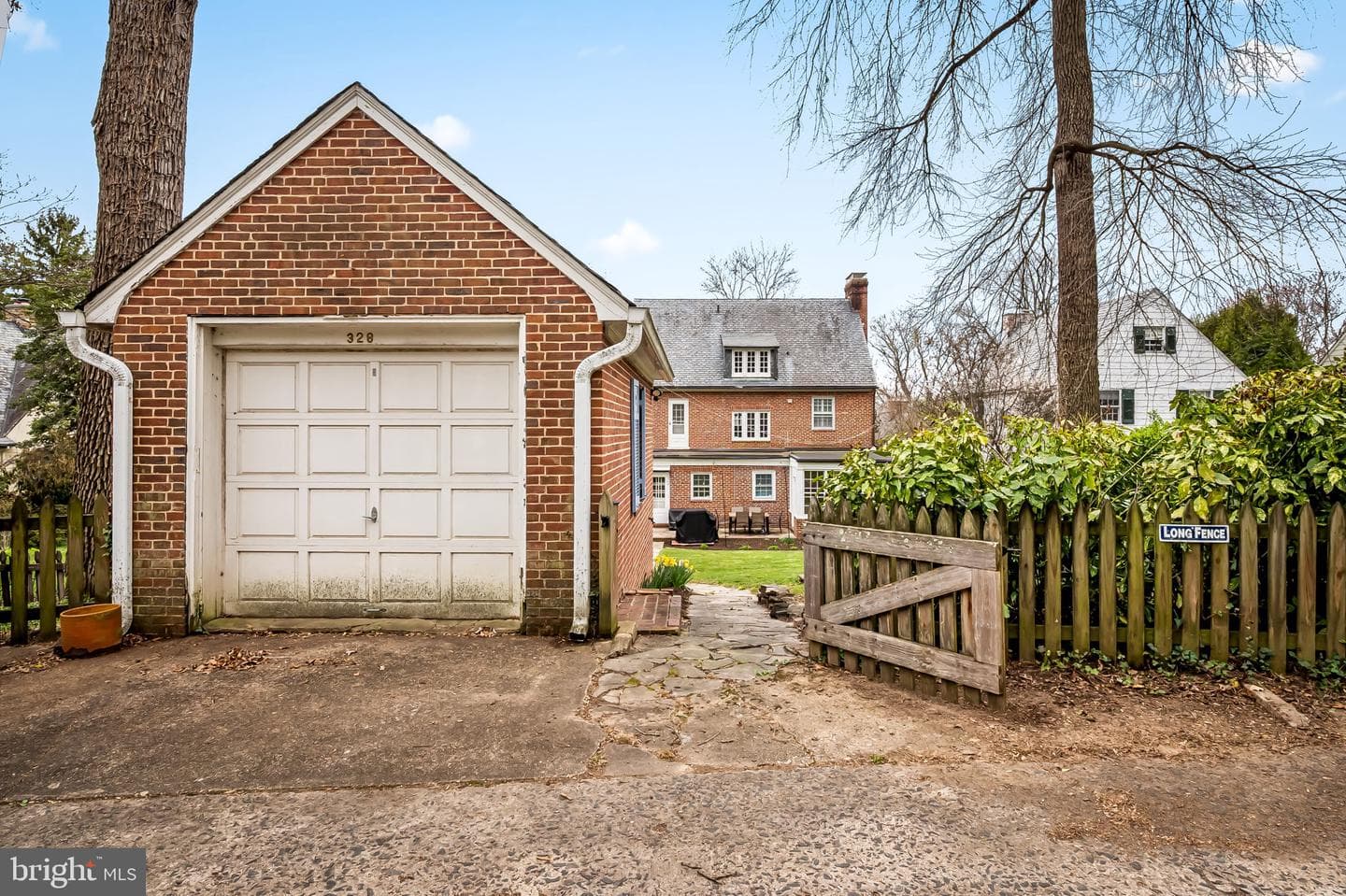 328 Tunbridge Road photo 48