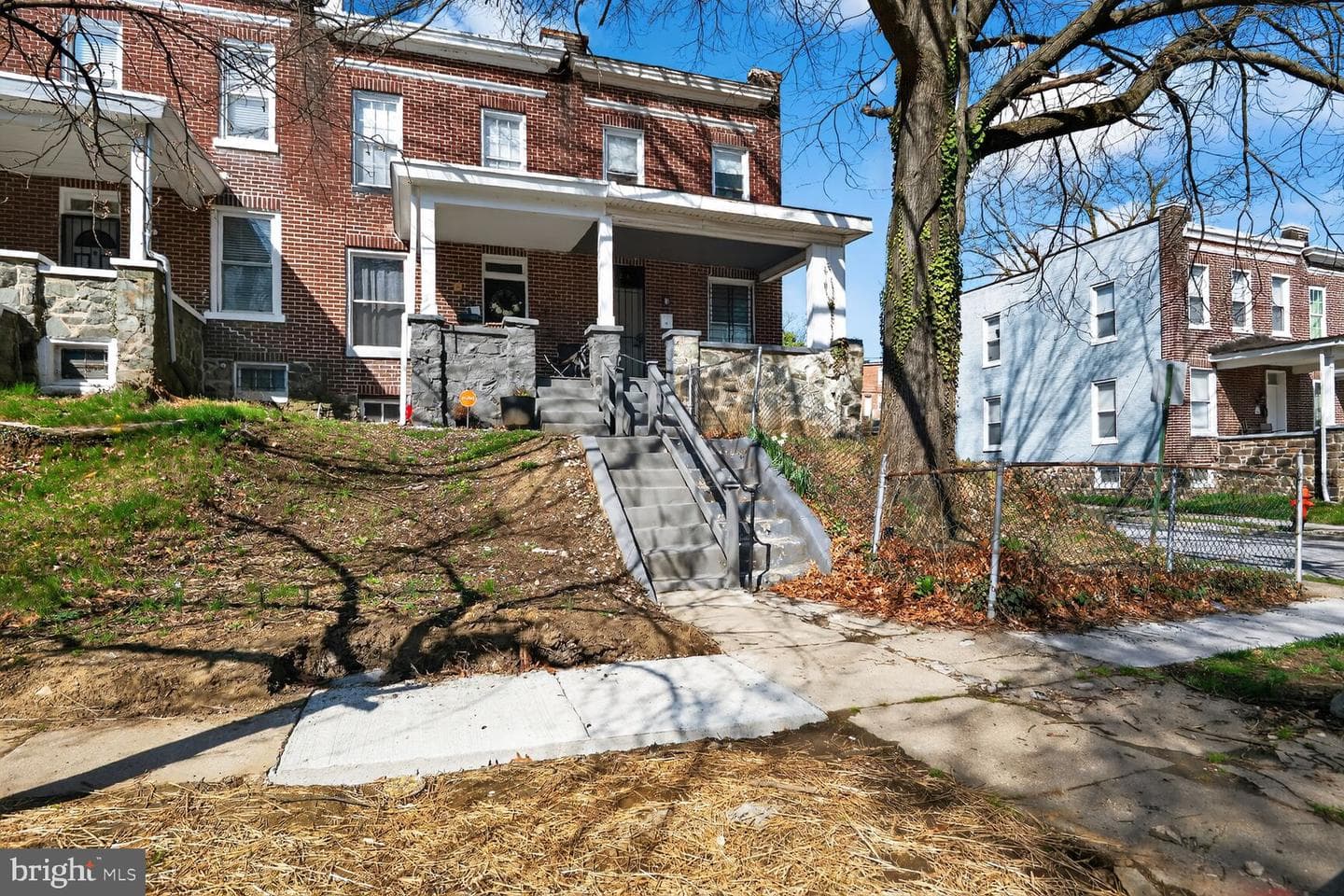 726 N Hilton Street photo 2
