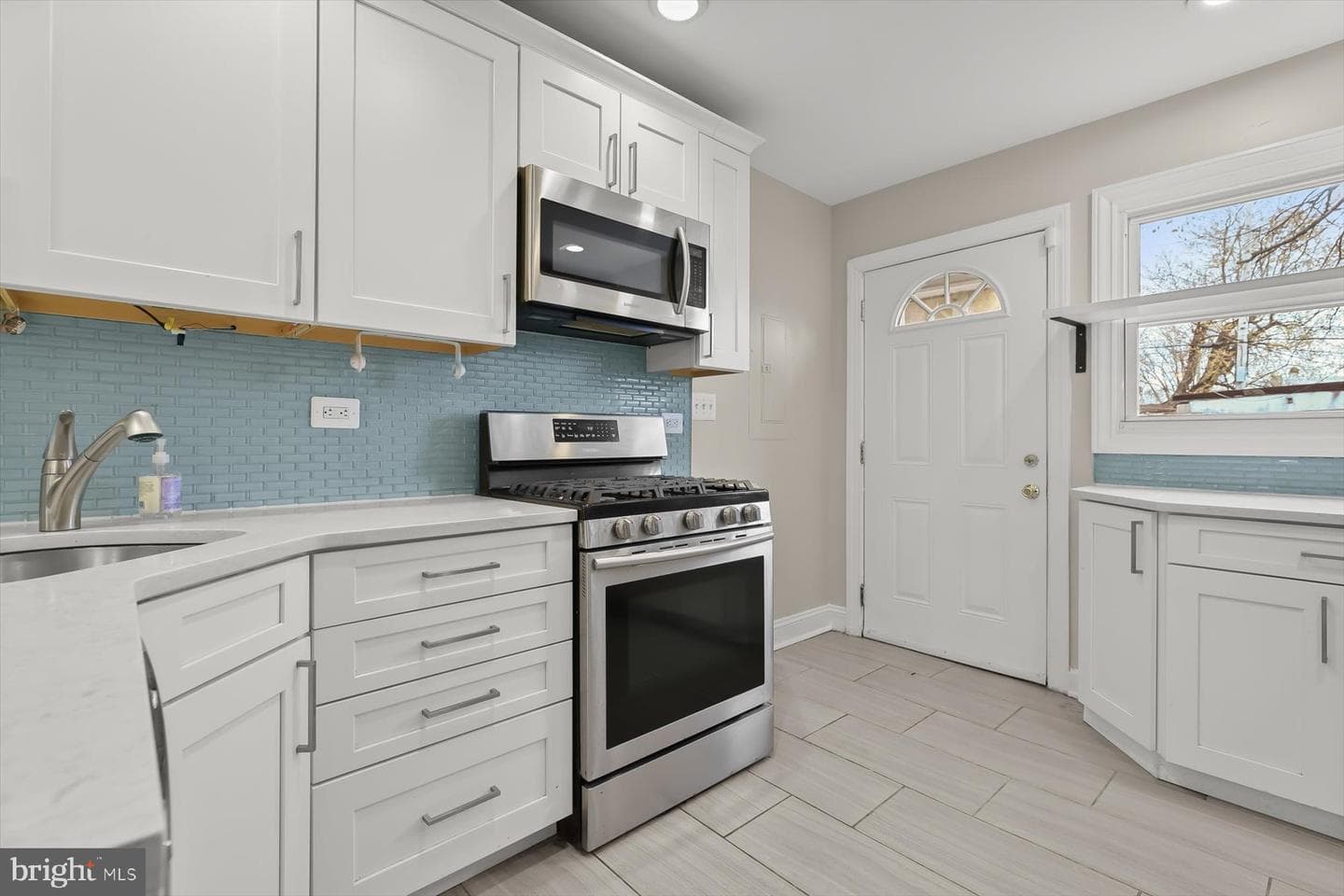 3302 Chestnut Avenue photo 9