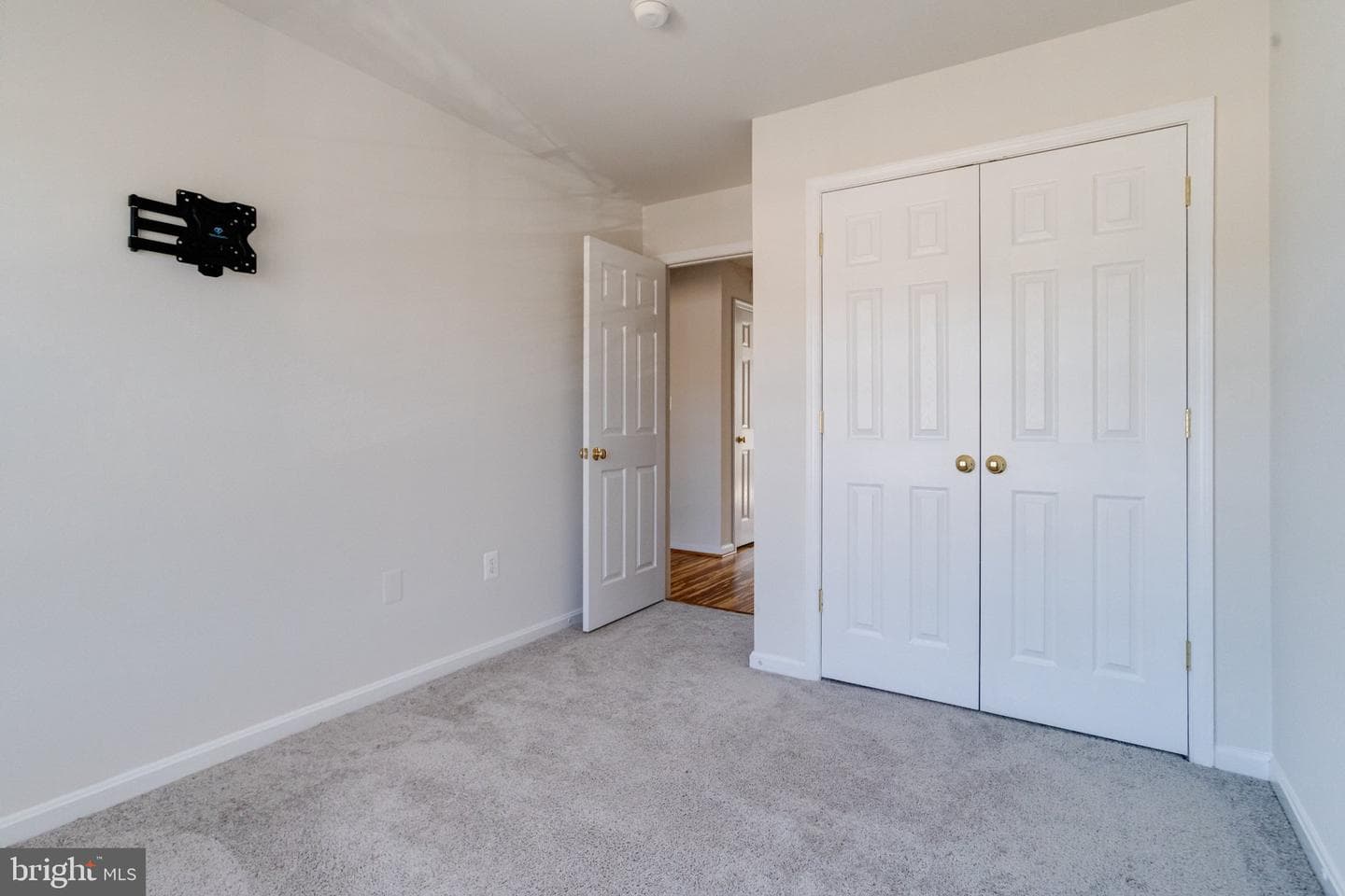 607 Gold Street photo 32