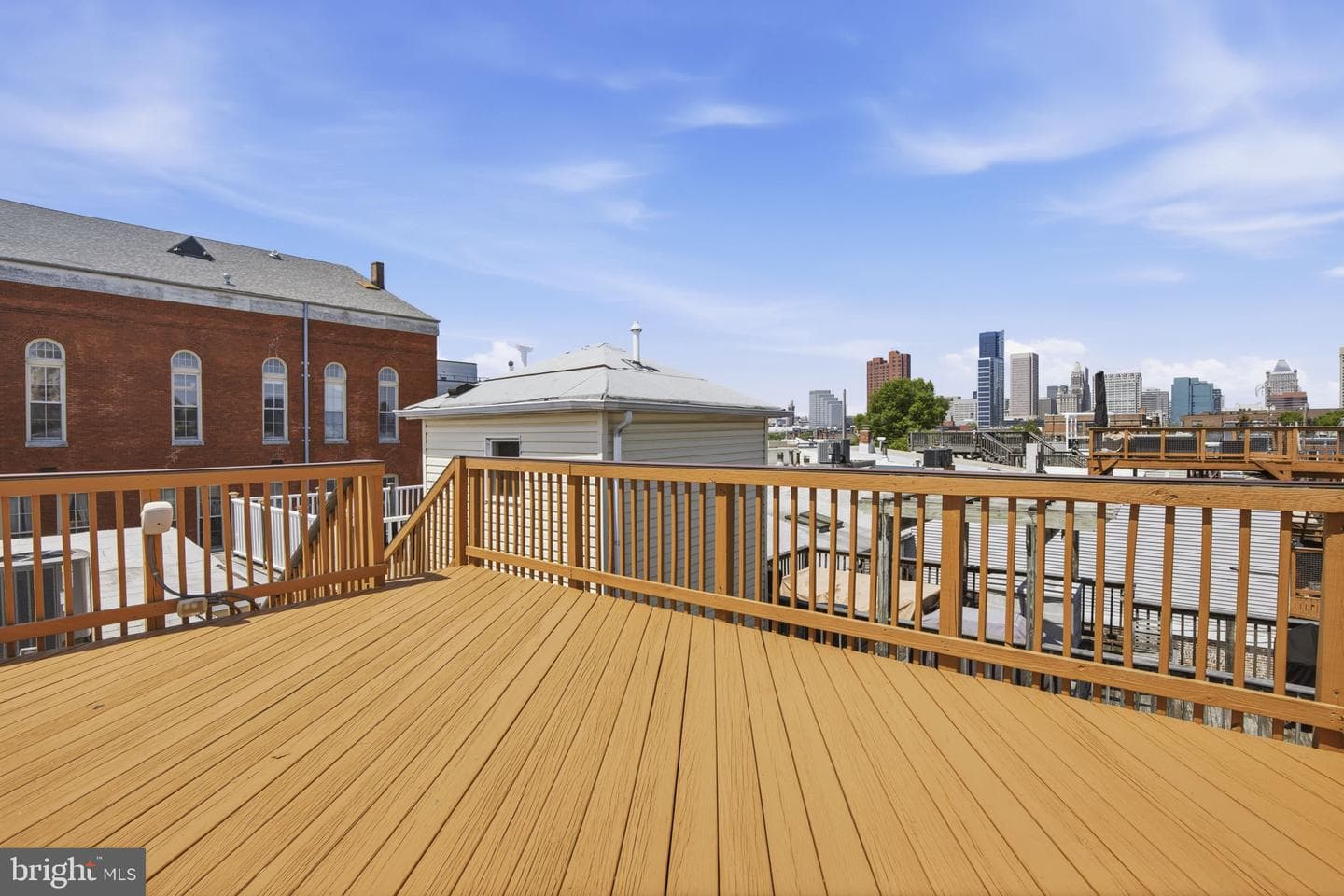 1131 William Street photo 28