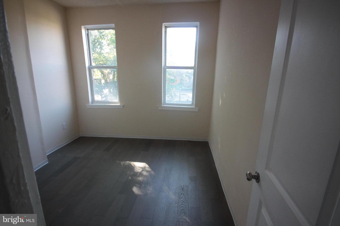 2704 Greenmount Avenue photo 12