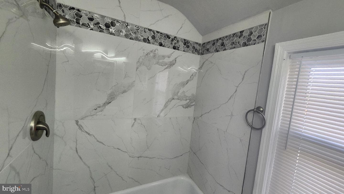 1001 Cameron Road photo 24