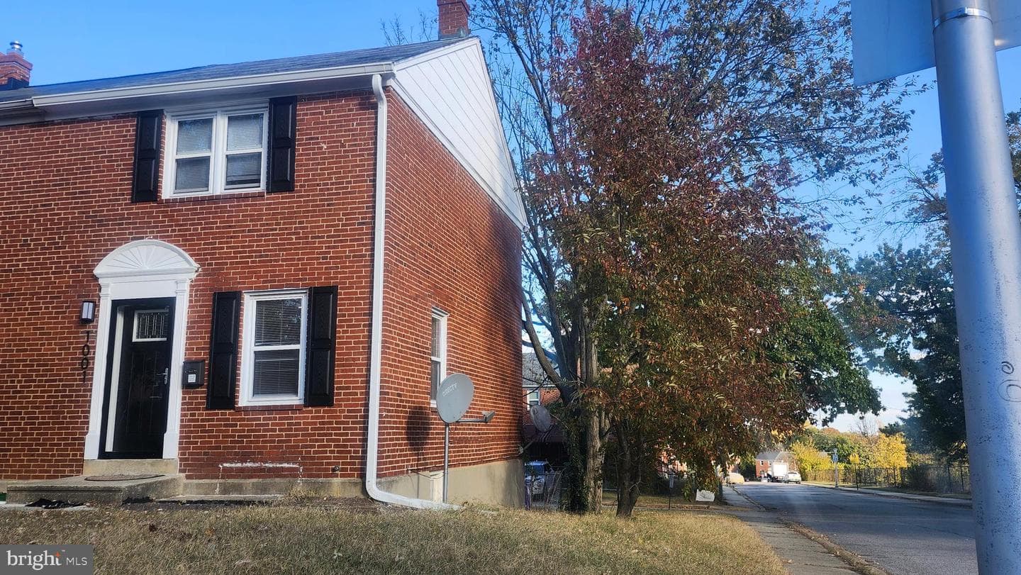 1001 Cameron Road photo 32