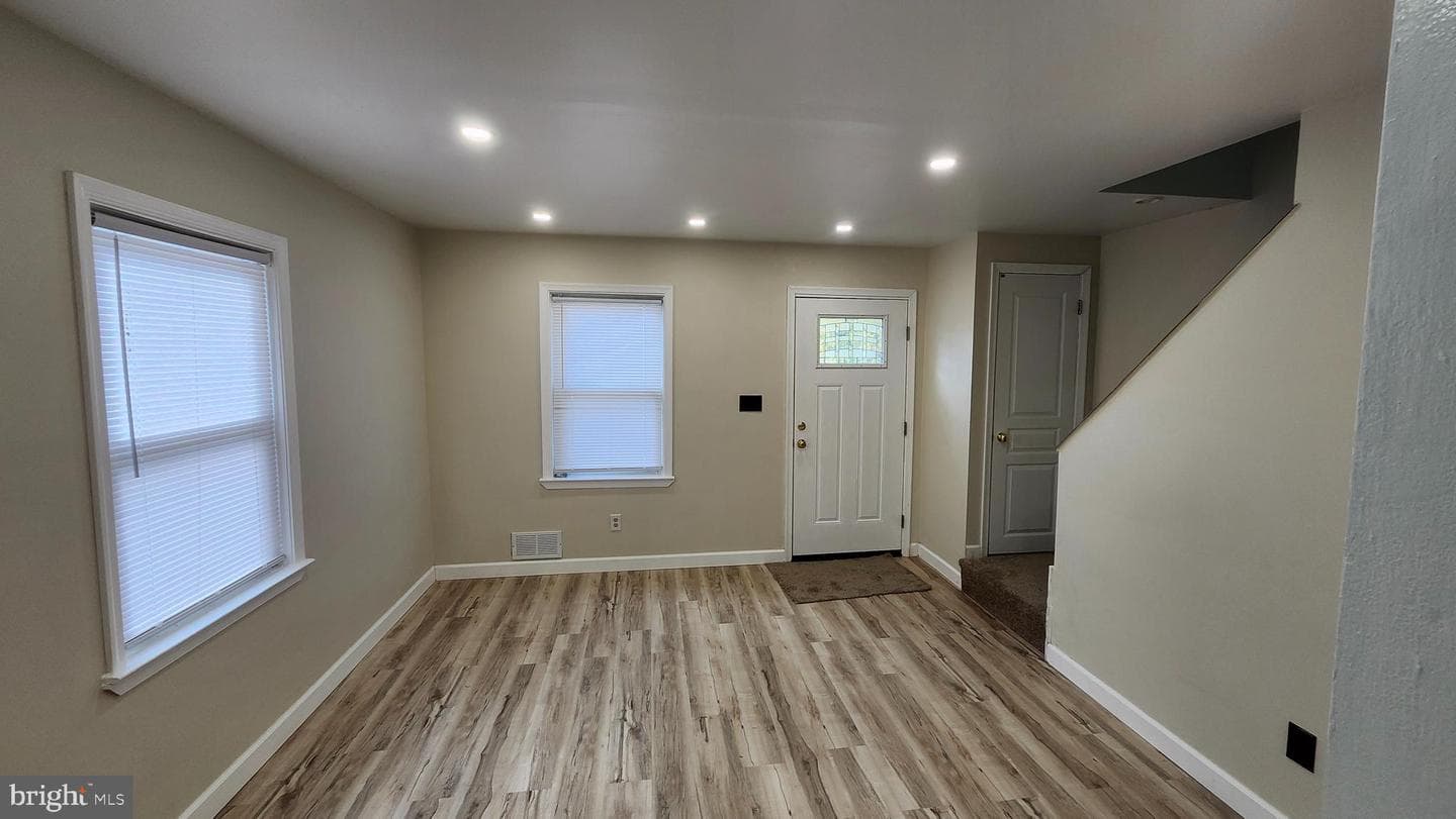 1001 Cameron Road photo 40