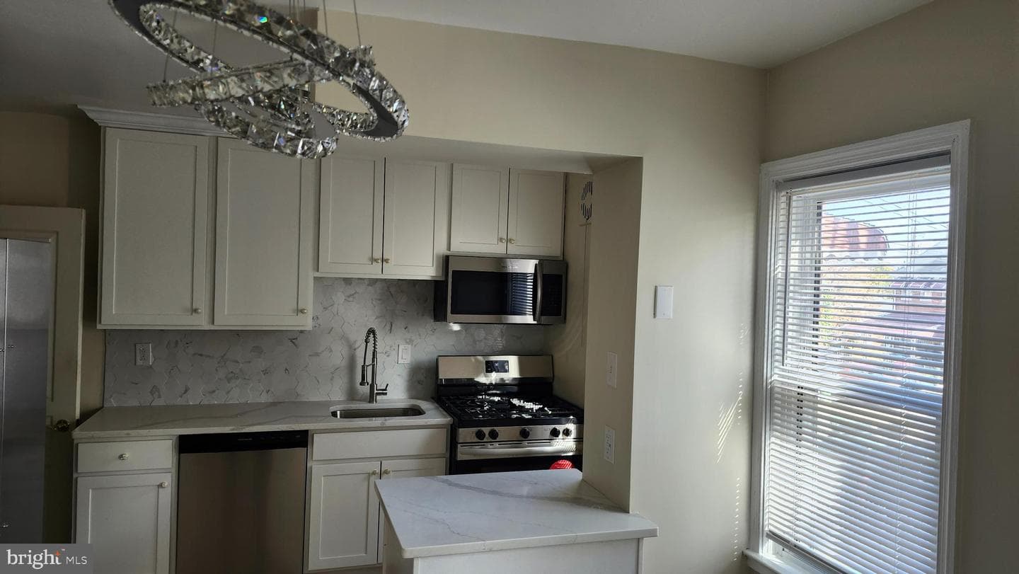 1001 Cameron Road photo 46