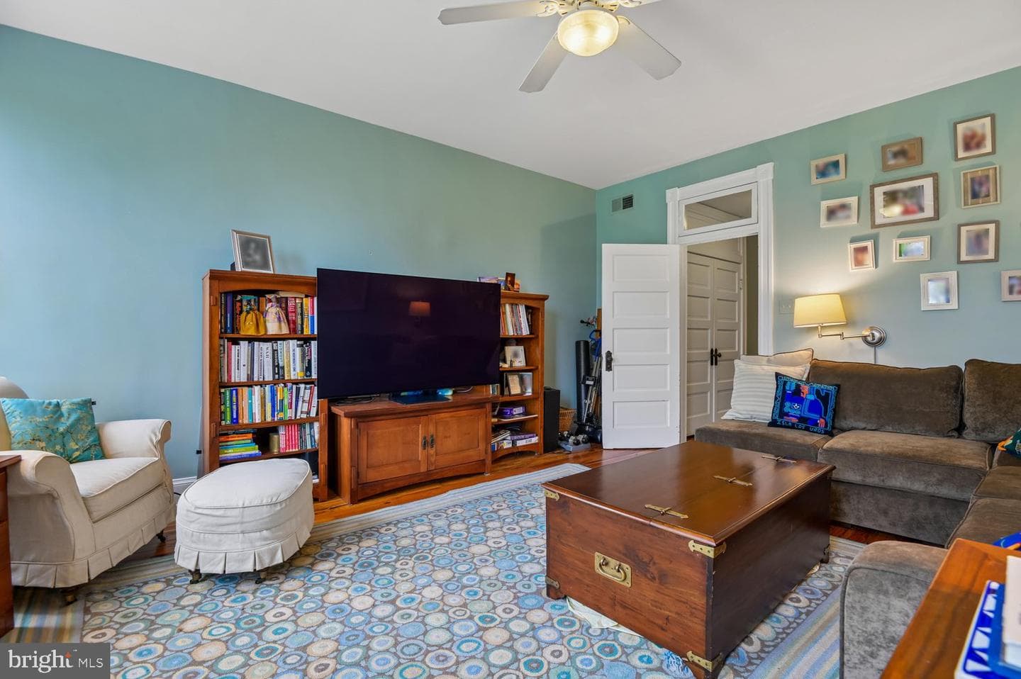 335 Warren Avenue photo 27