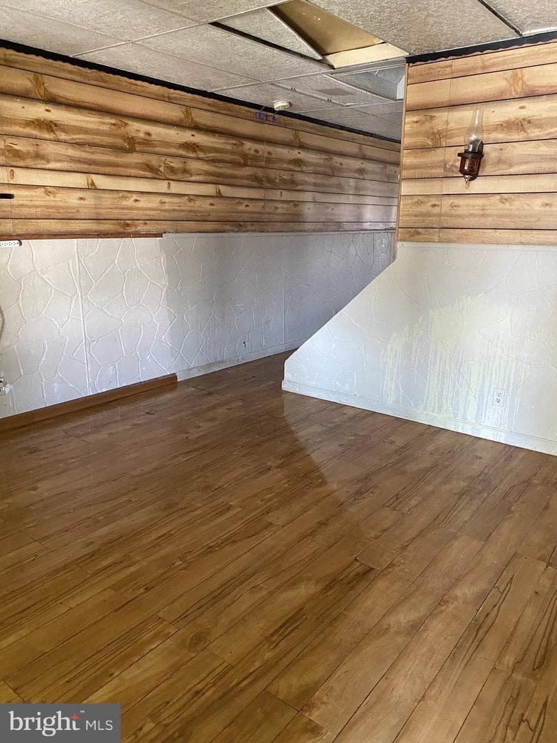1006 Iris Avenue photo 12
