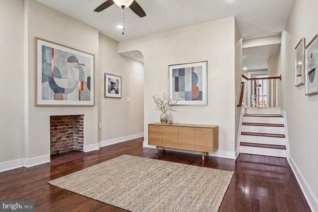 1602 N Bond Street photo 9