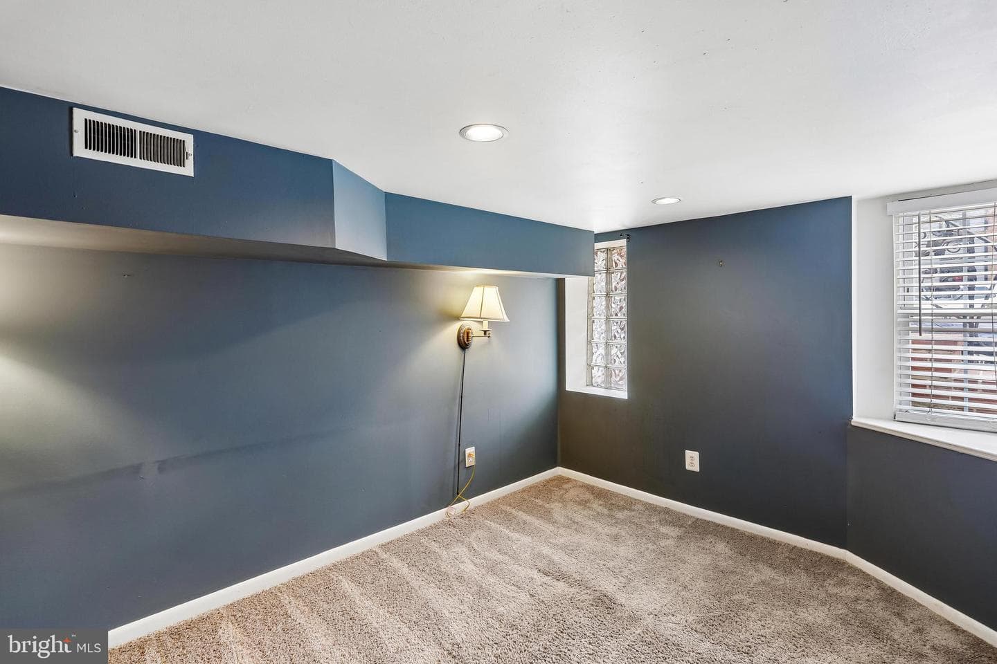 716 E Fort Avenue photo 27