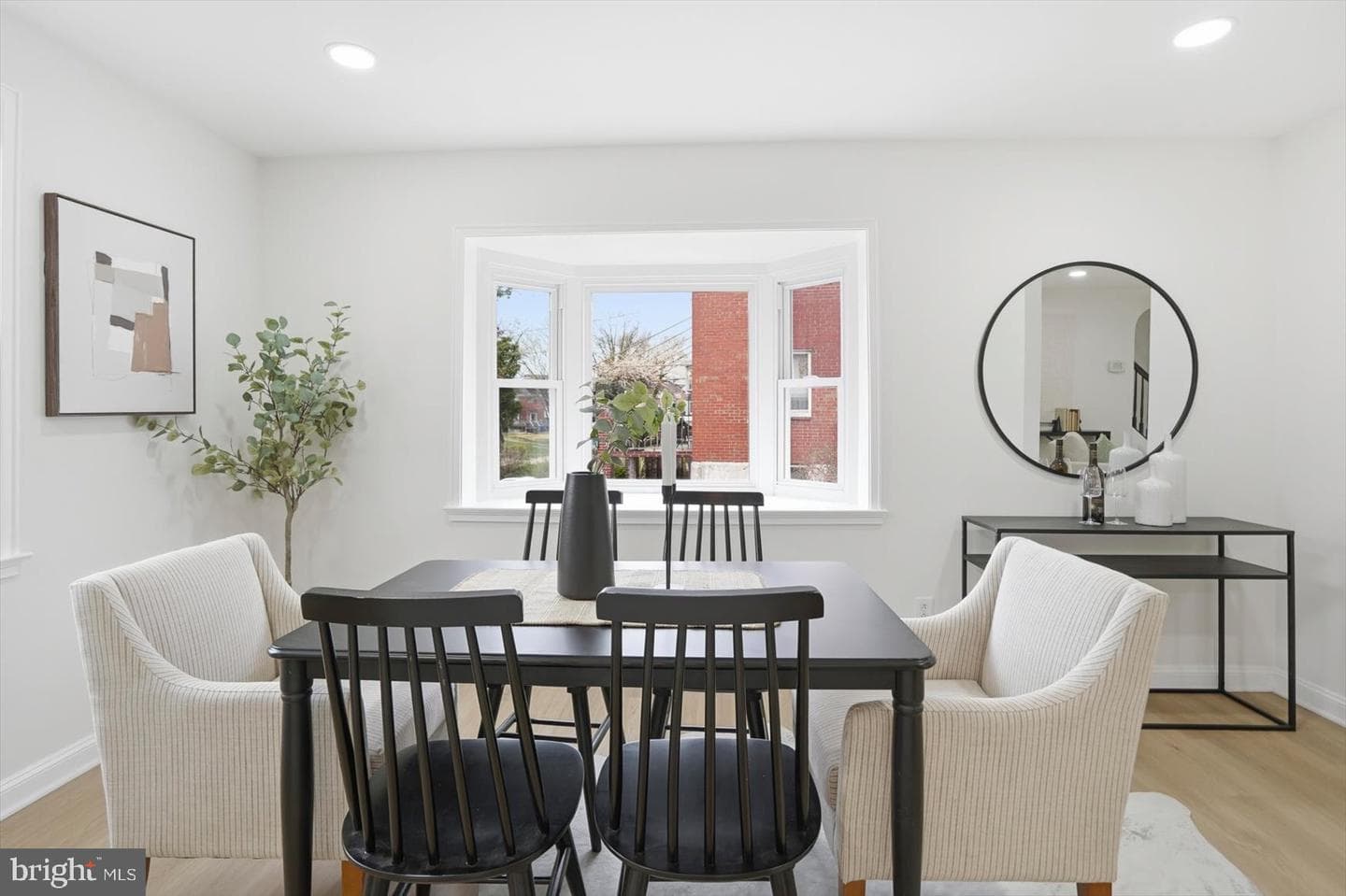 2045 Woodbourne Avenue photo 13