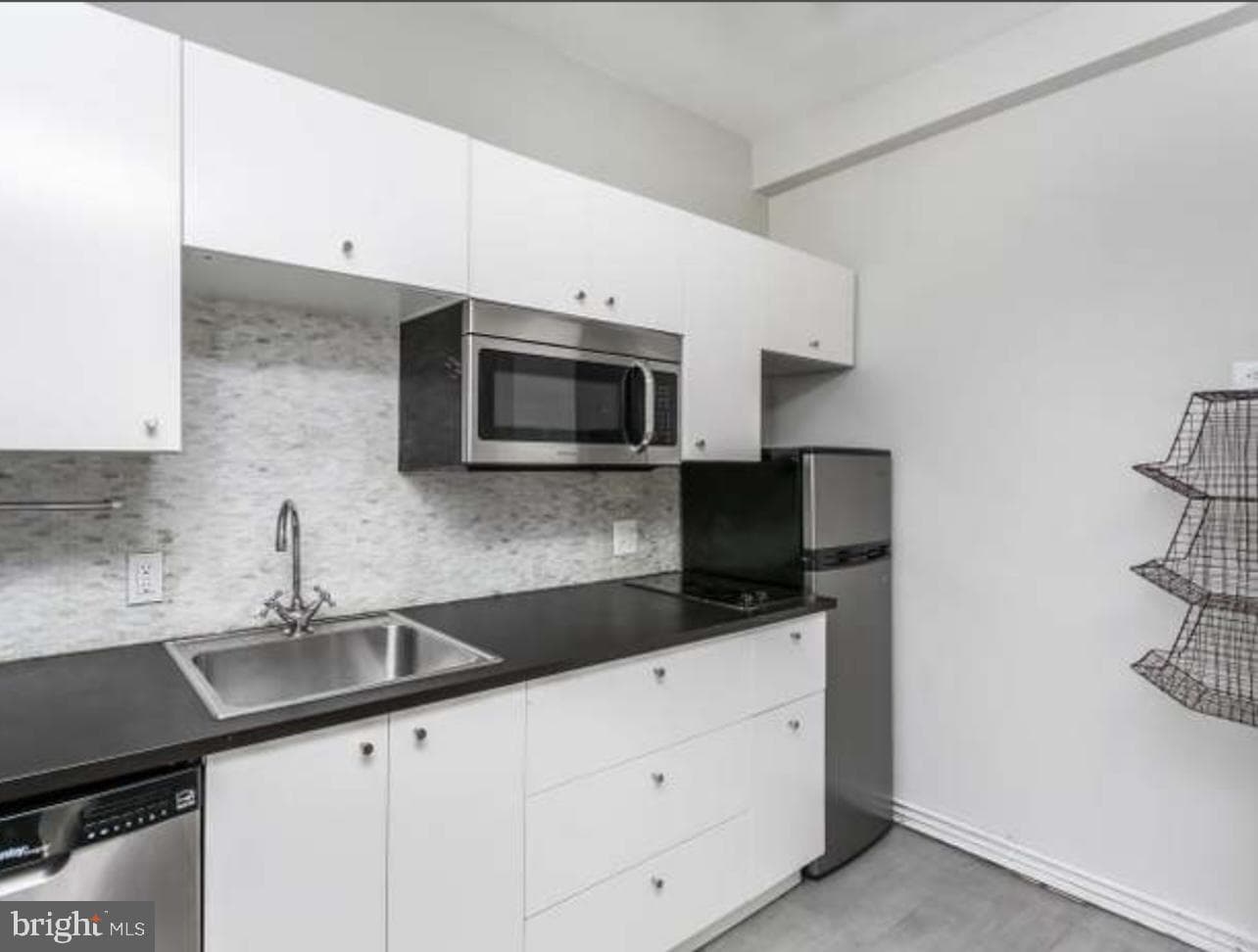 1001 Saint Paul St # 4E photo 14