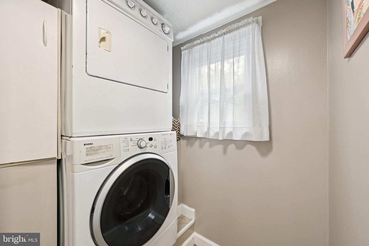 219 S Washington Street photo 20
