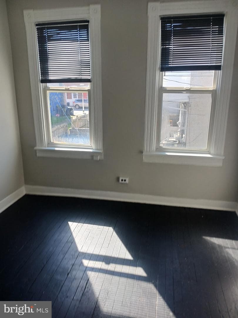 826 N Luzerne Avenue photo 3
