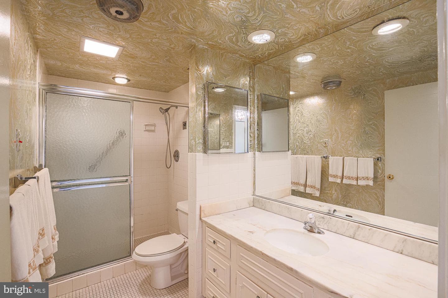 7111 Park Heights Avenue #510 photo 29