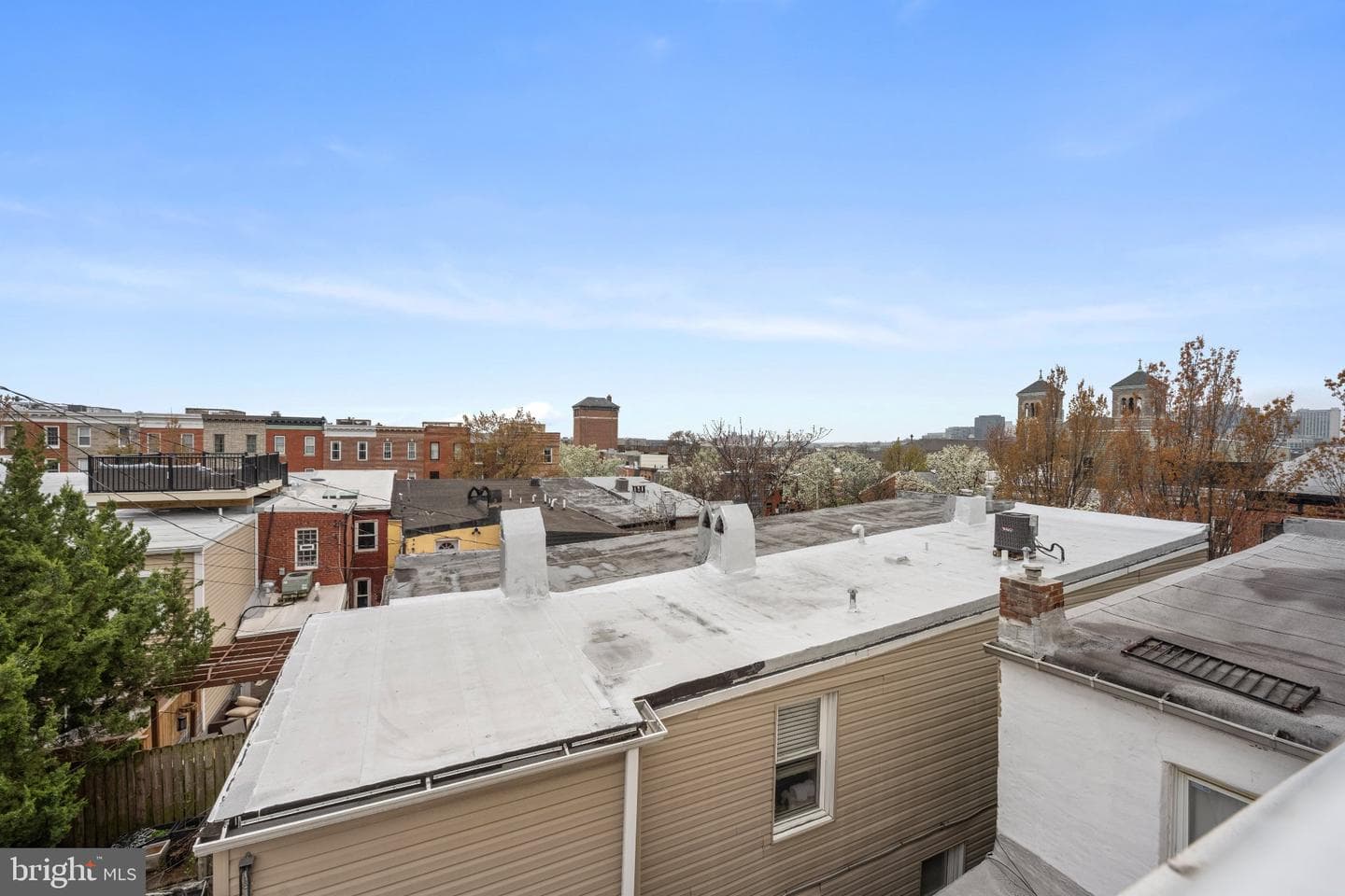 317 S Collington photo 32