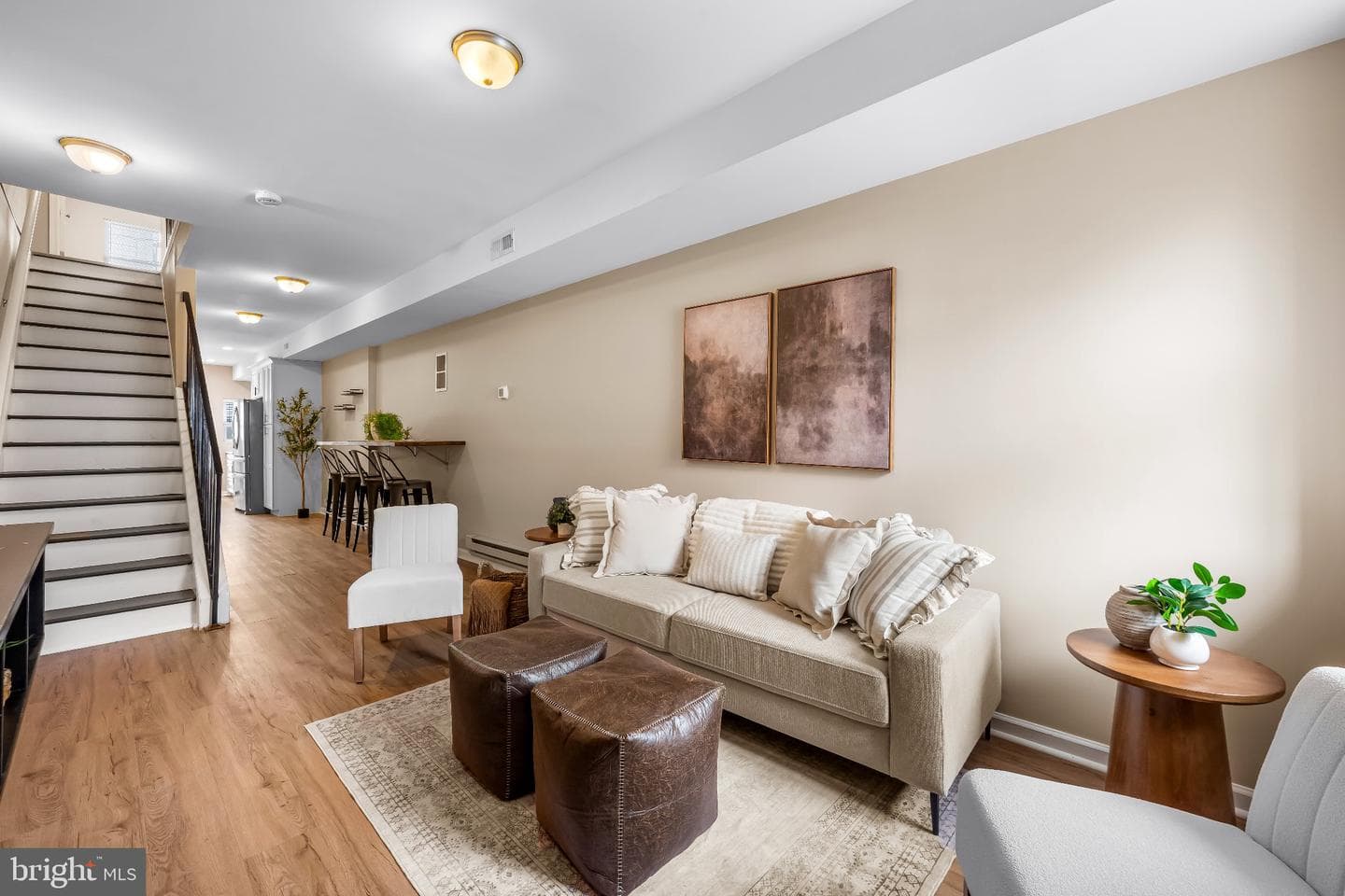317 S Collington photo 4