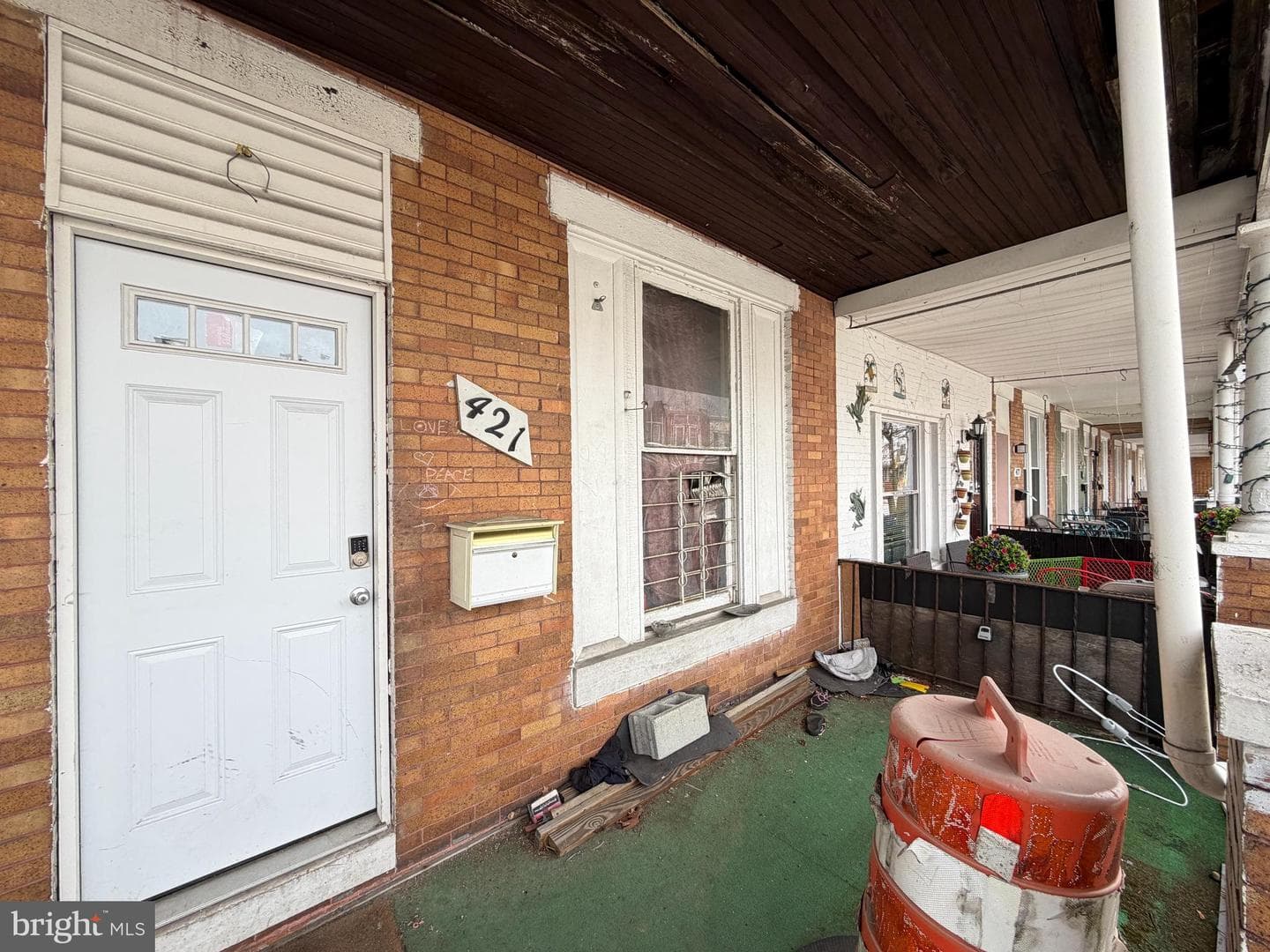 421 E 28th Street photo 4