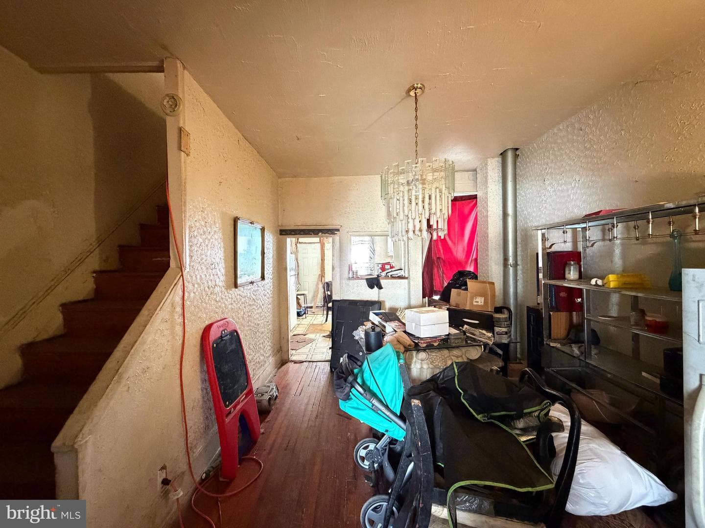 421 E 28th Street photo 8