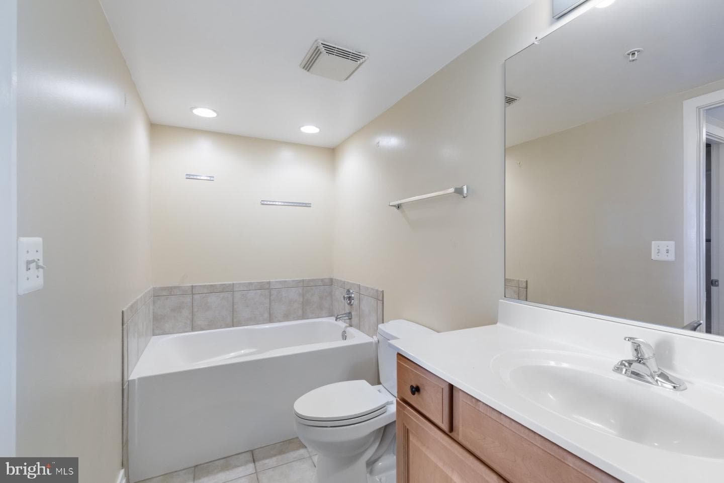 414 Water Street #2512 photo 19