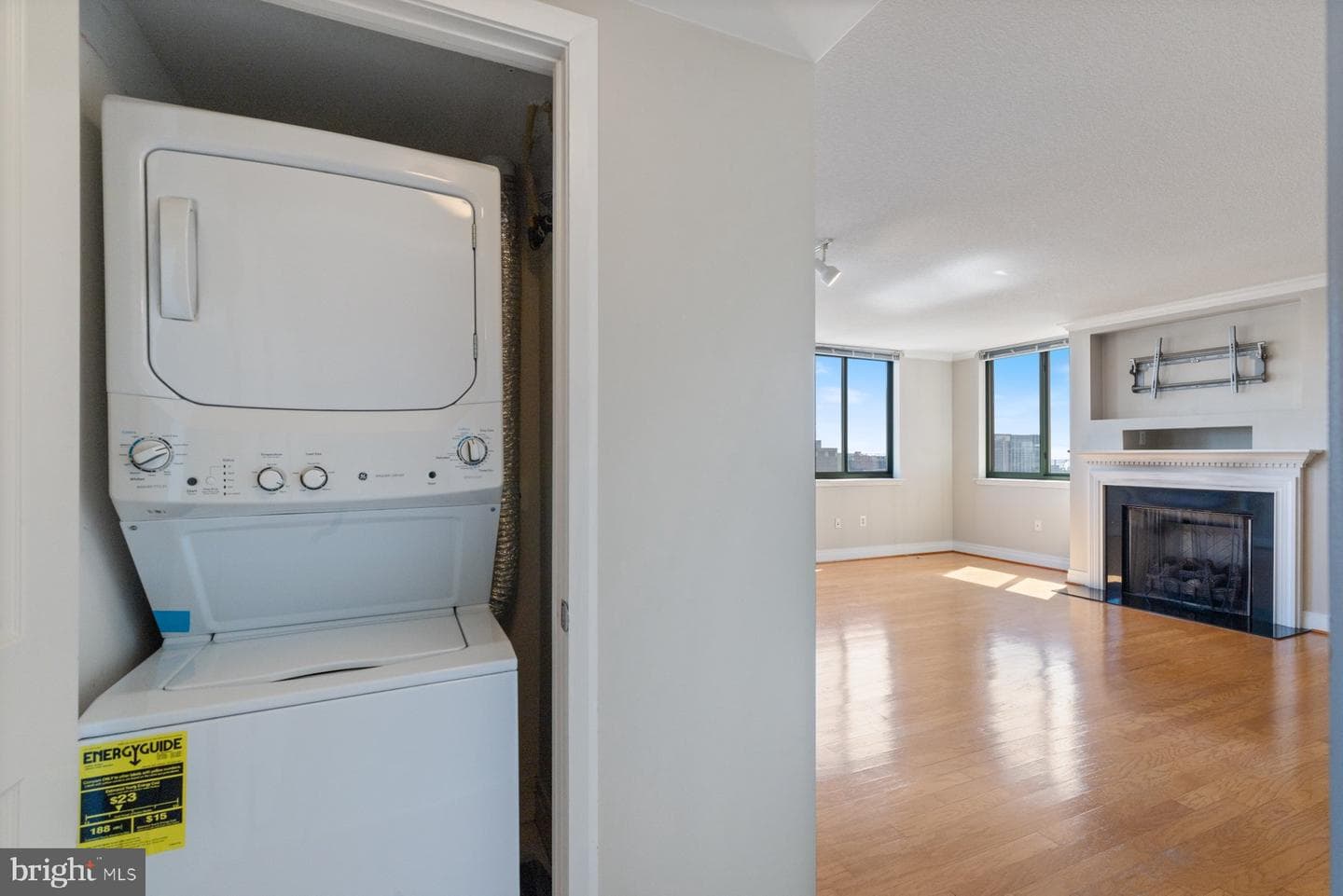 414 Water Street #2512 photo 24