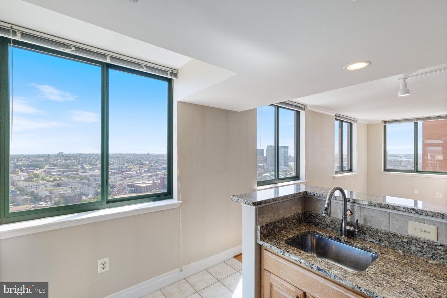 414 Water Street #2512 photo 9
