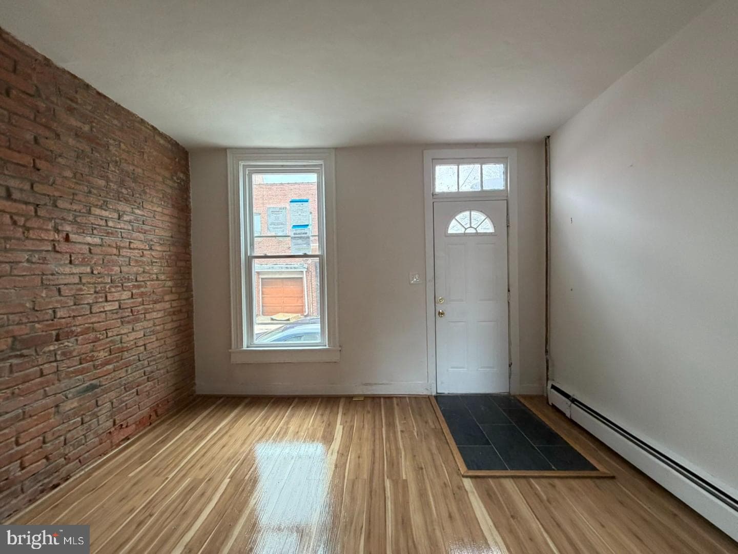 307 S Baylis Street photo 5