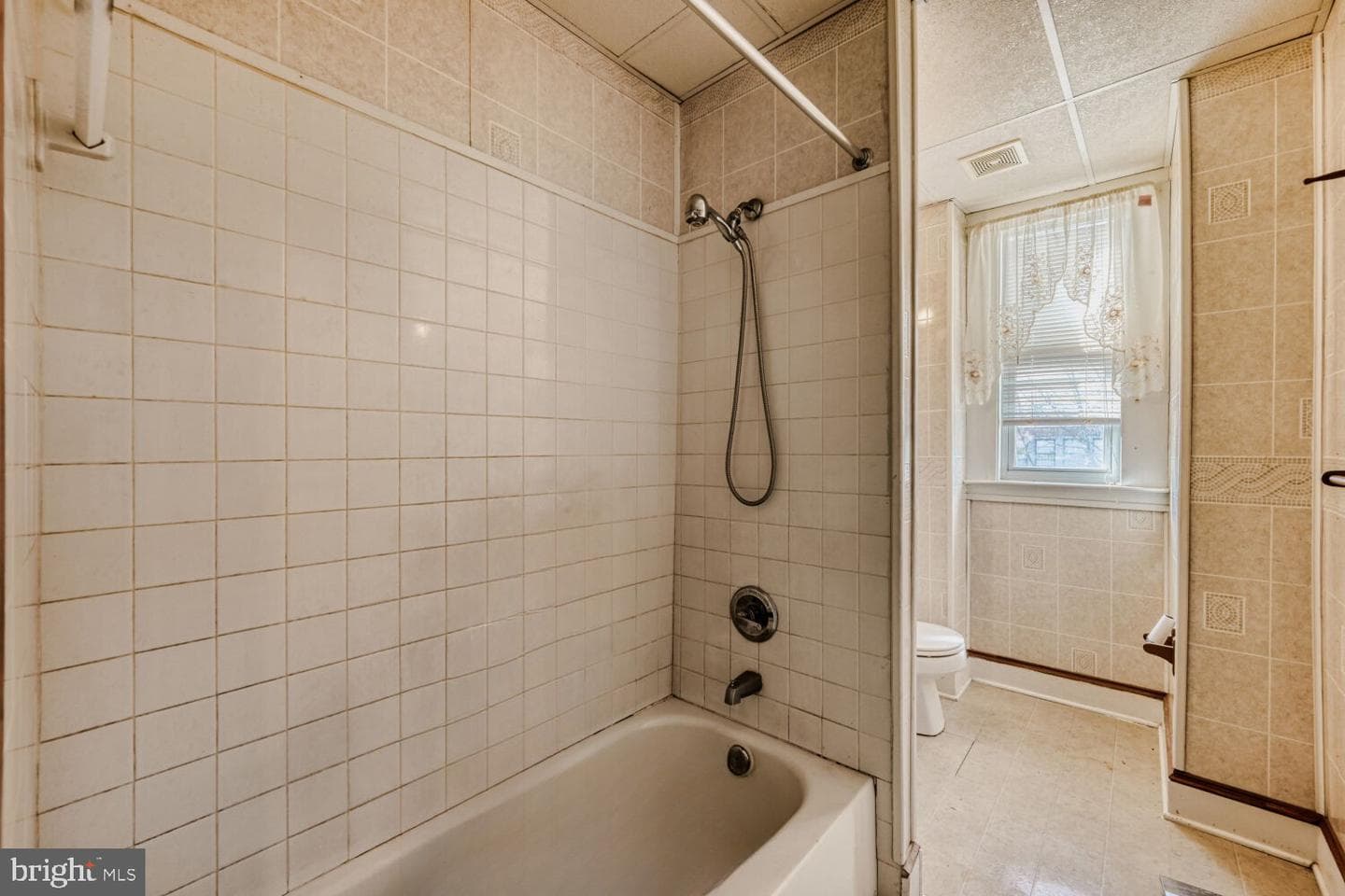 1601 Ruxton Avenue photo 13