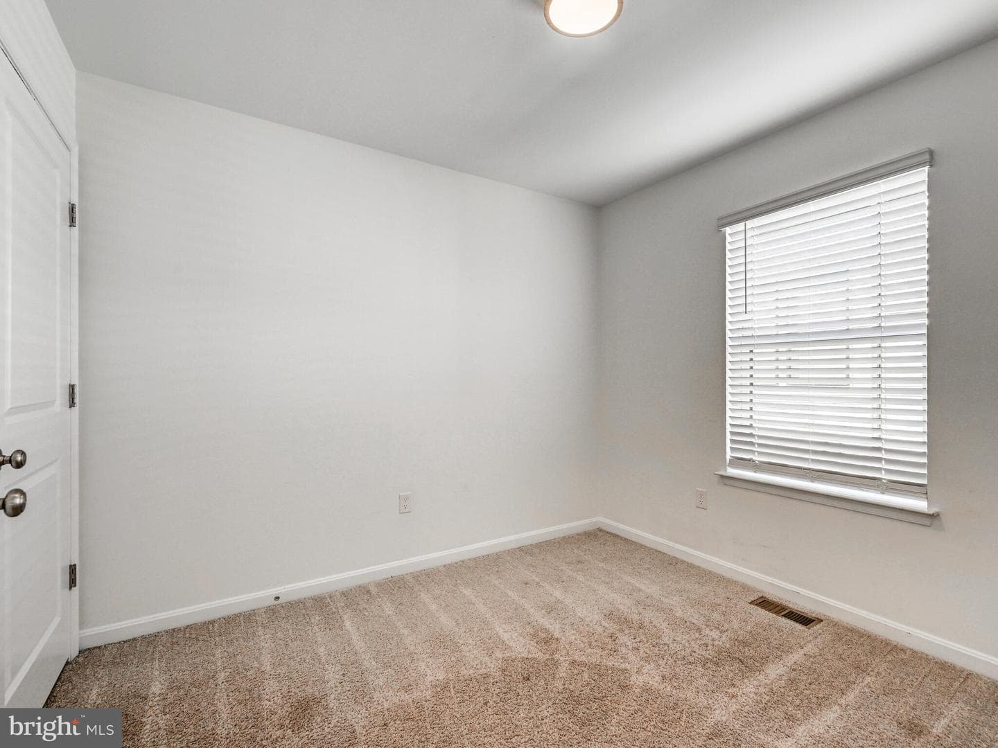 4337 Laplata Avenue photo 20