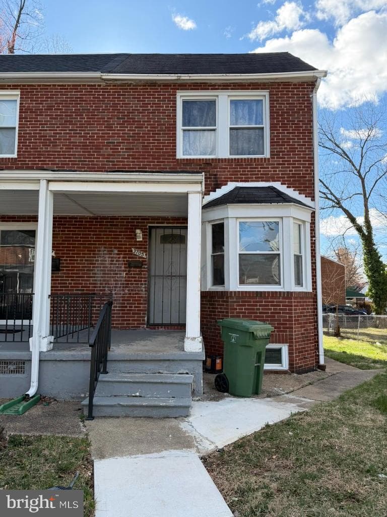 3705 N Rogers Avenue N photo 1