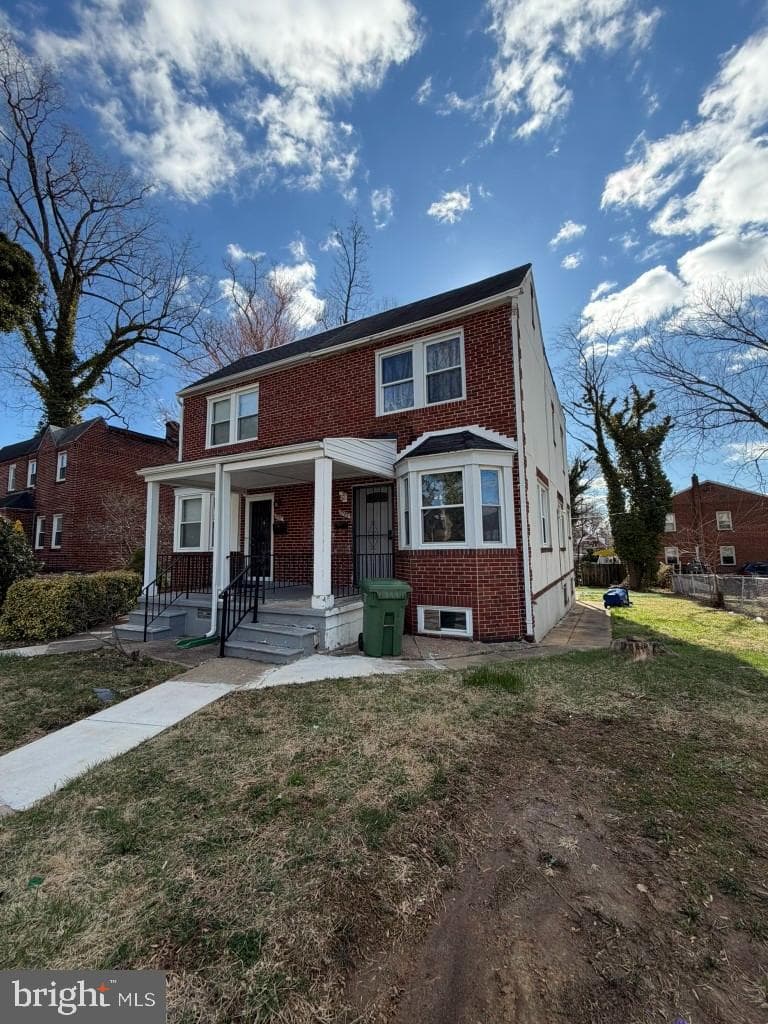 3705 N Rogers Avenue N photo 2