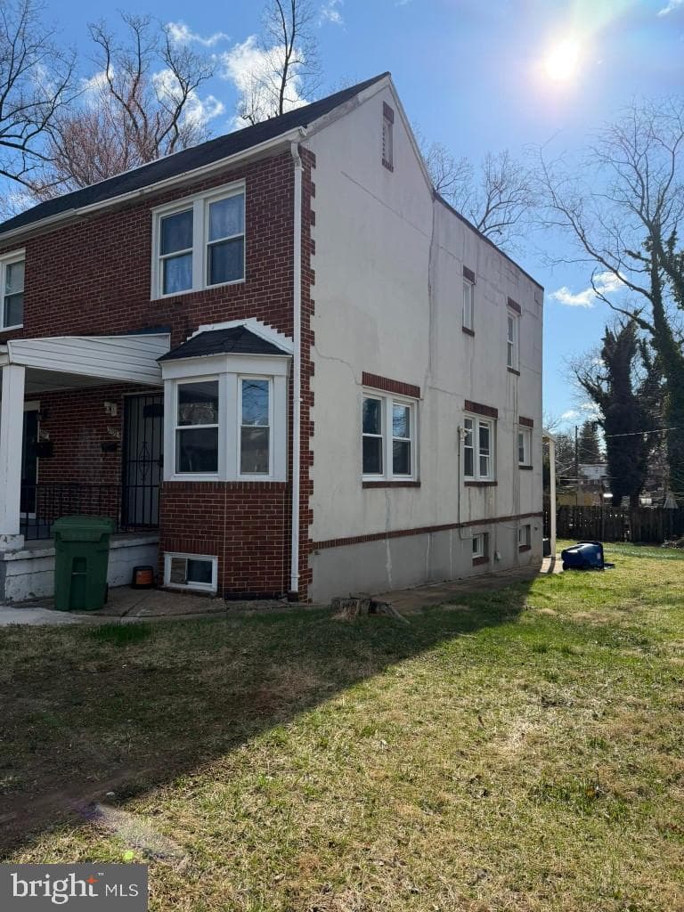 3705 N Rogers Avenue N photo 4